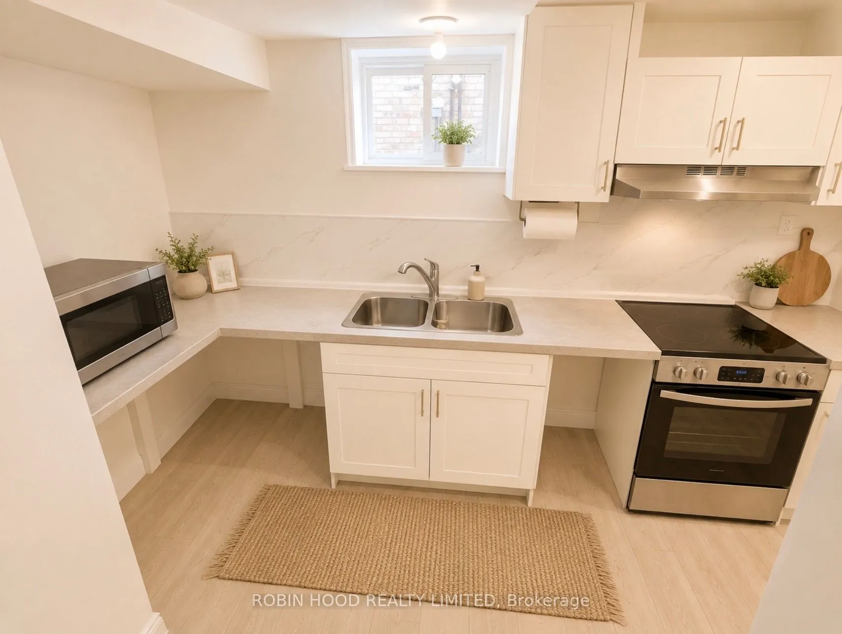 84 Elgar Avenue