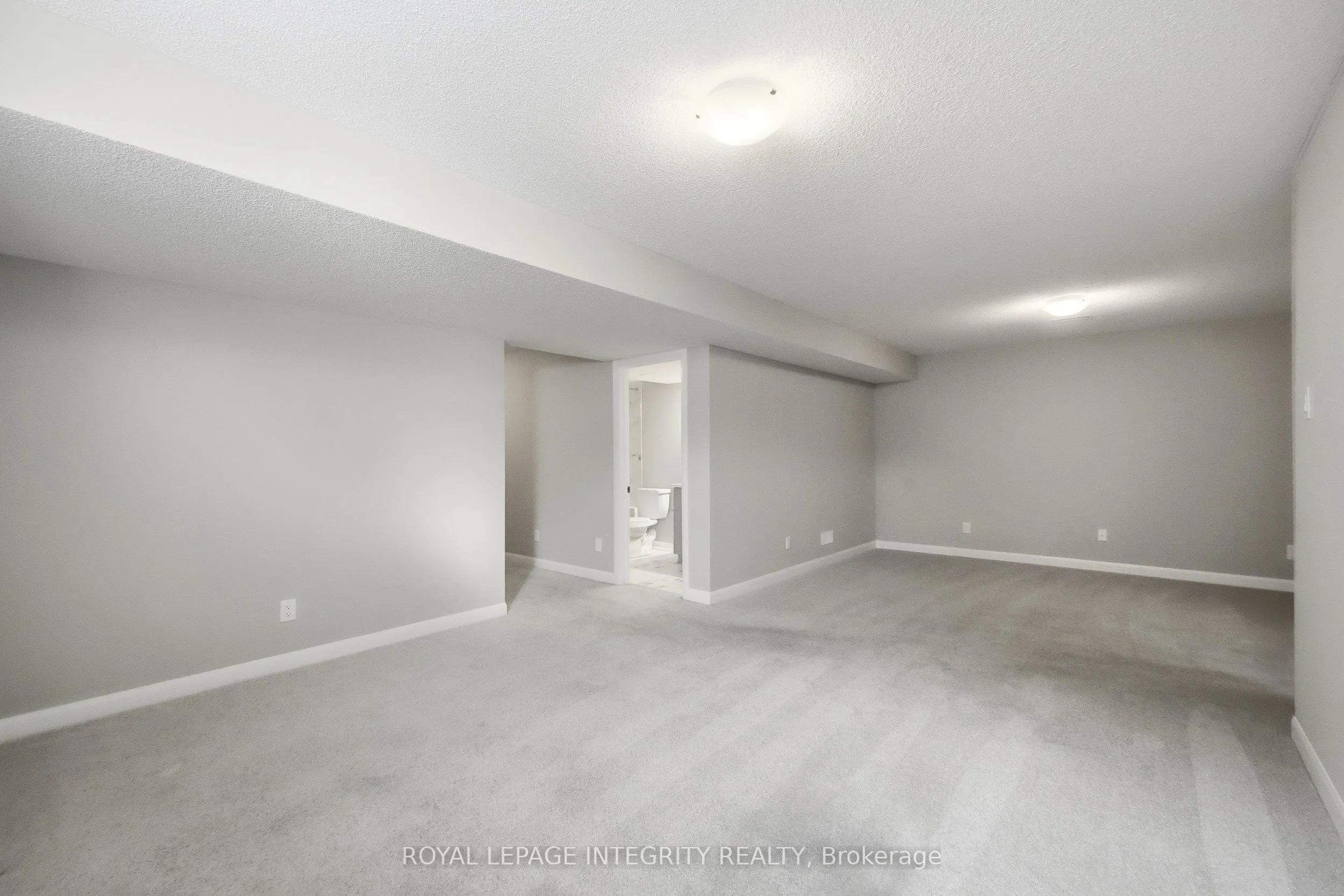 1220 Diamond Street