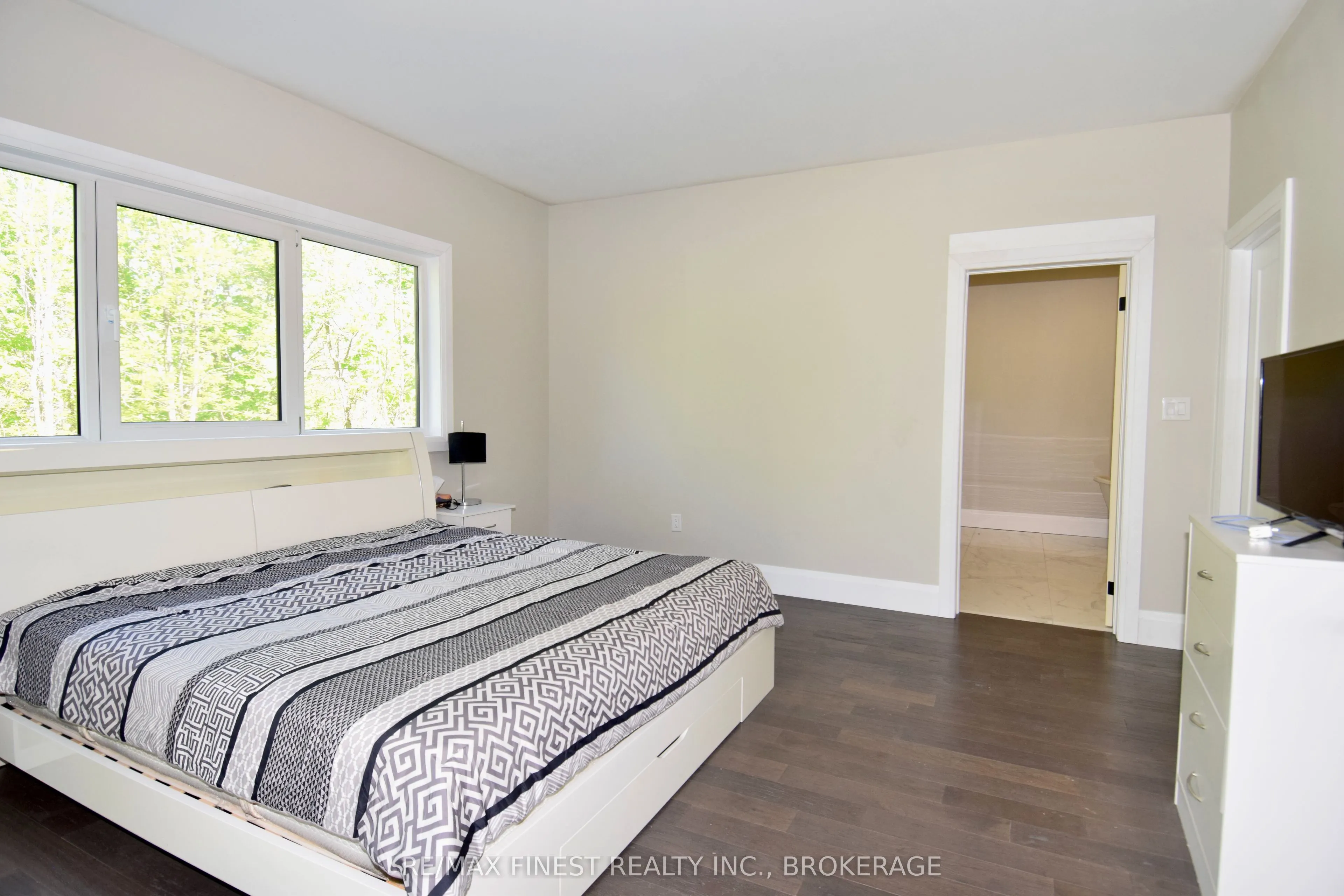 293 Bradshaw Road