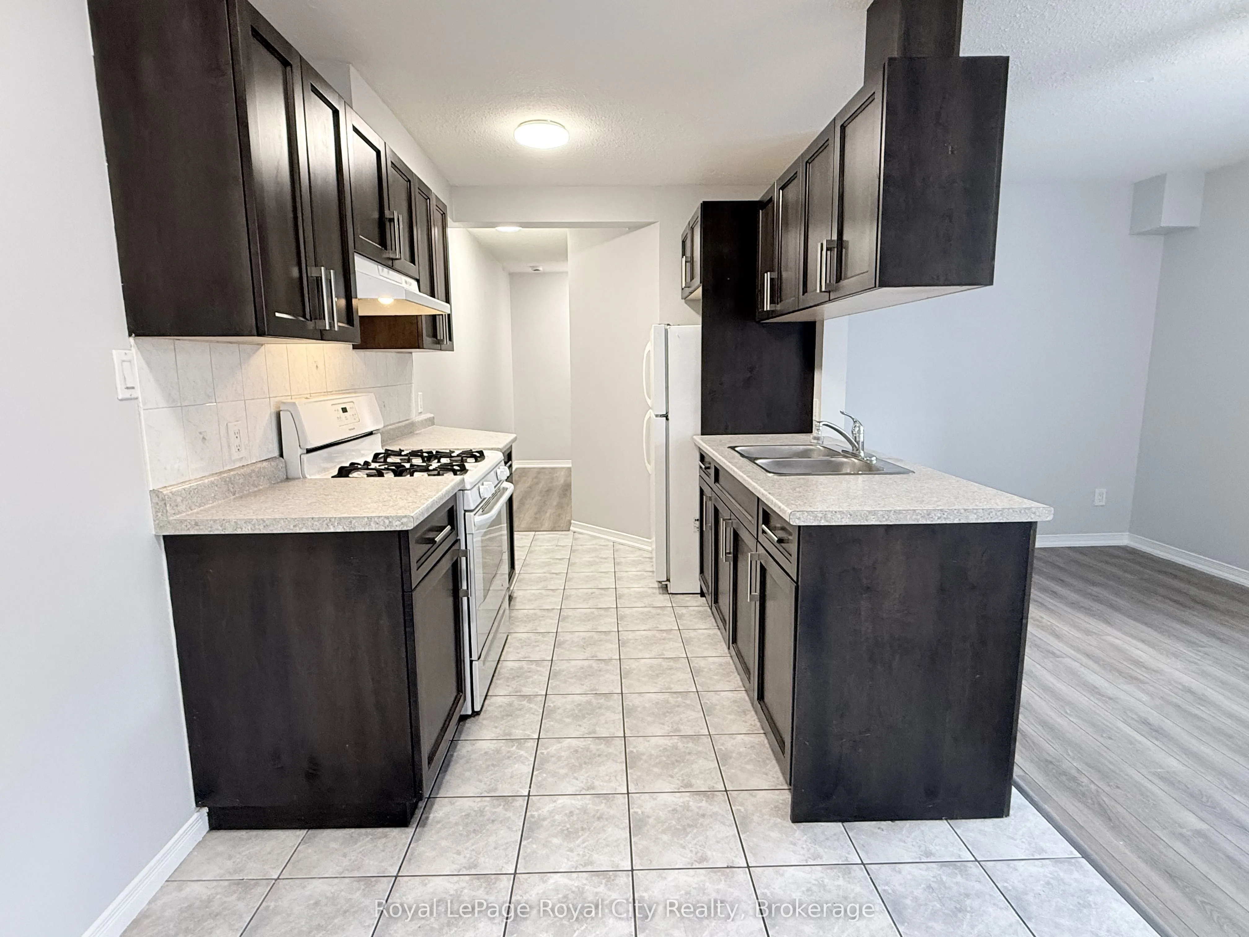 116 Wyndham Street #2