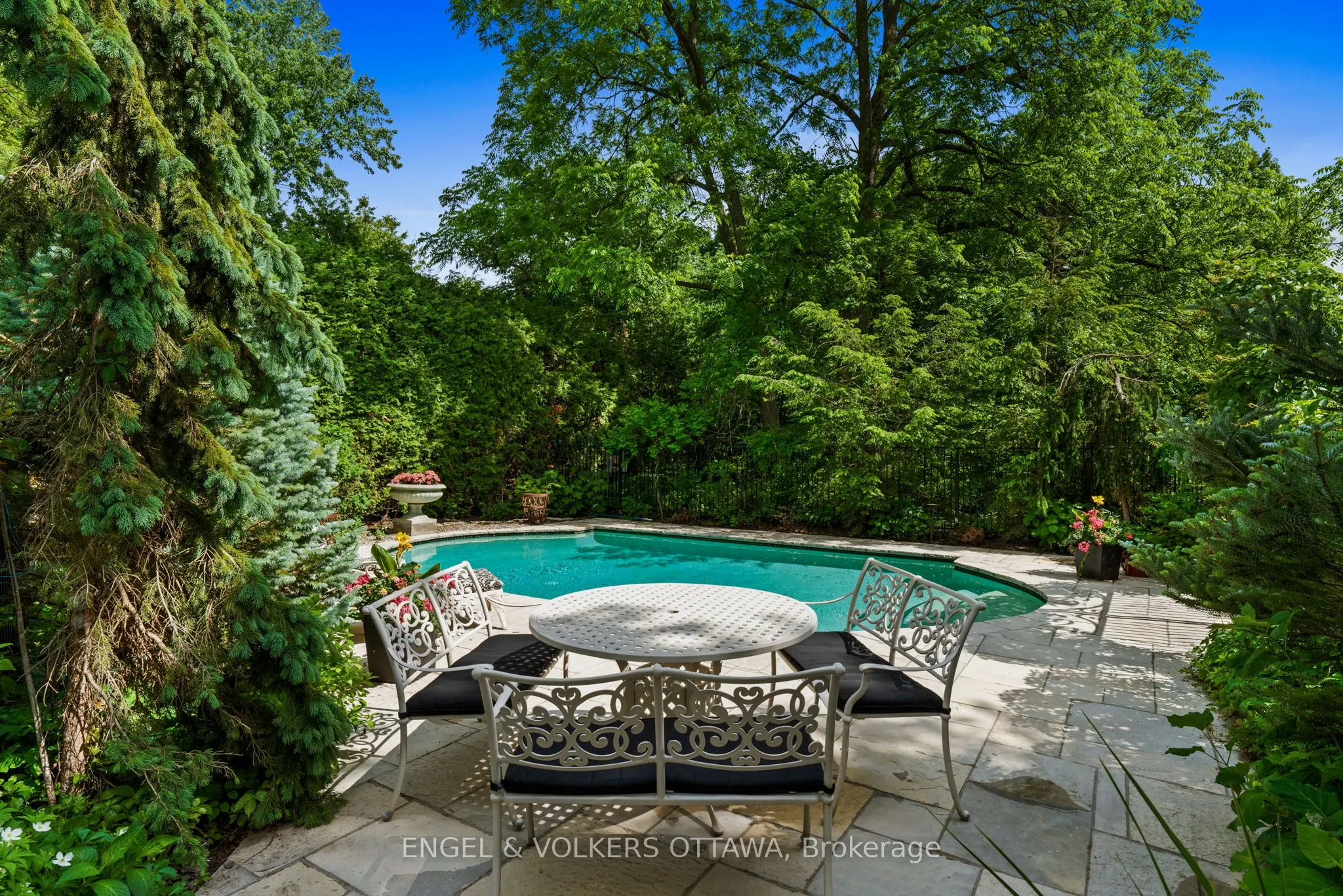 218 Coltrin Road