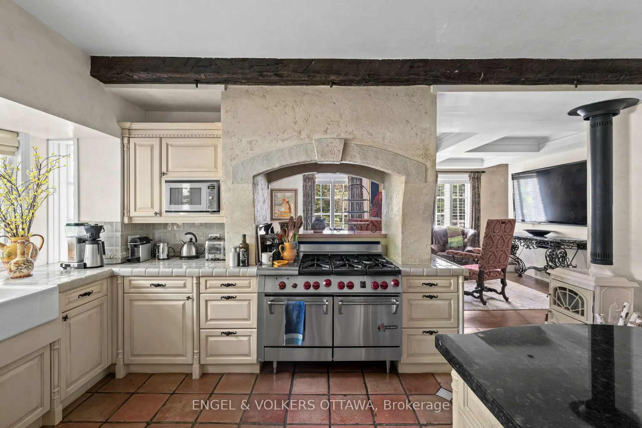218 Coltrin Road