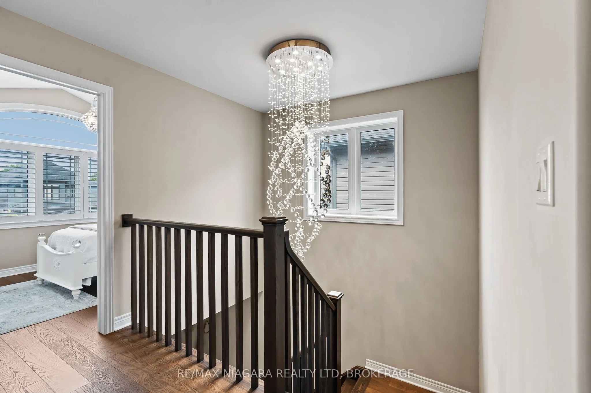 91 Quebec Avenue