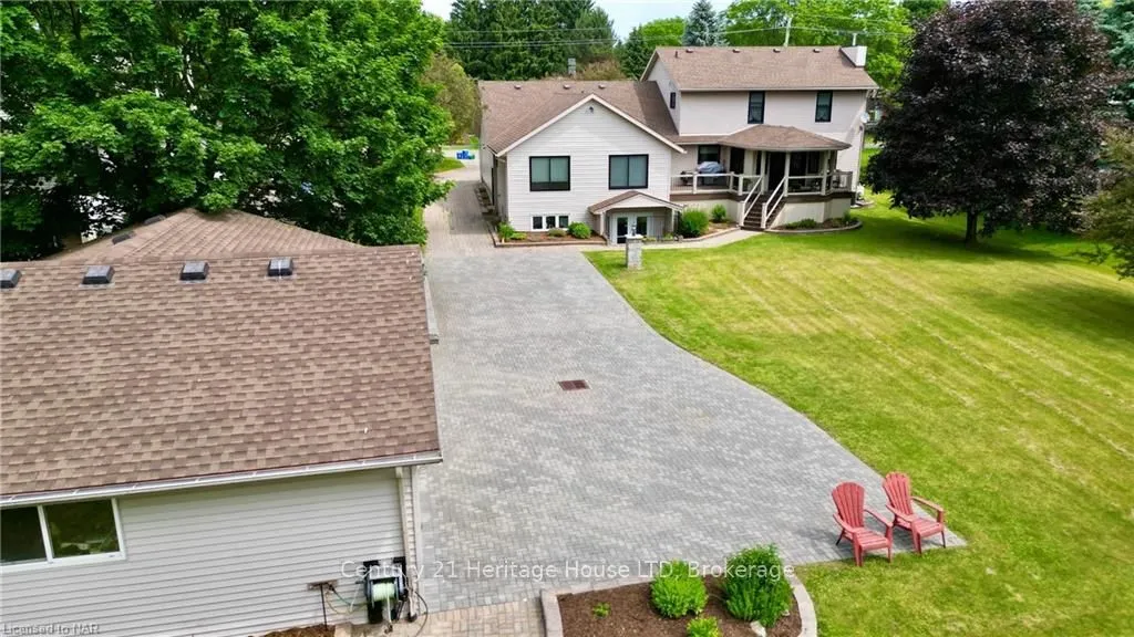 1084 QUAKER Road