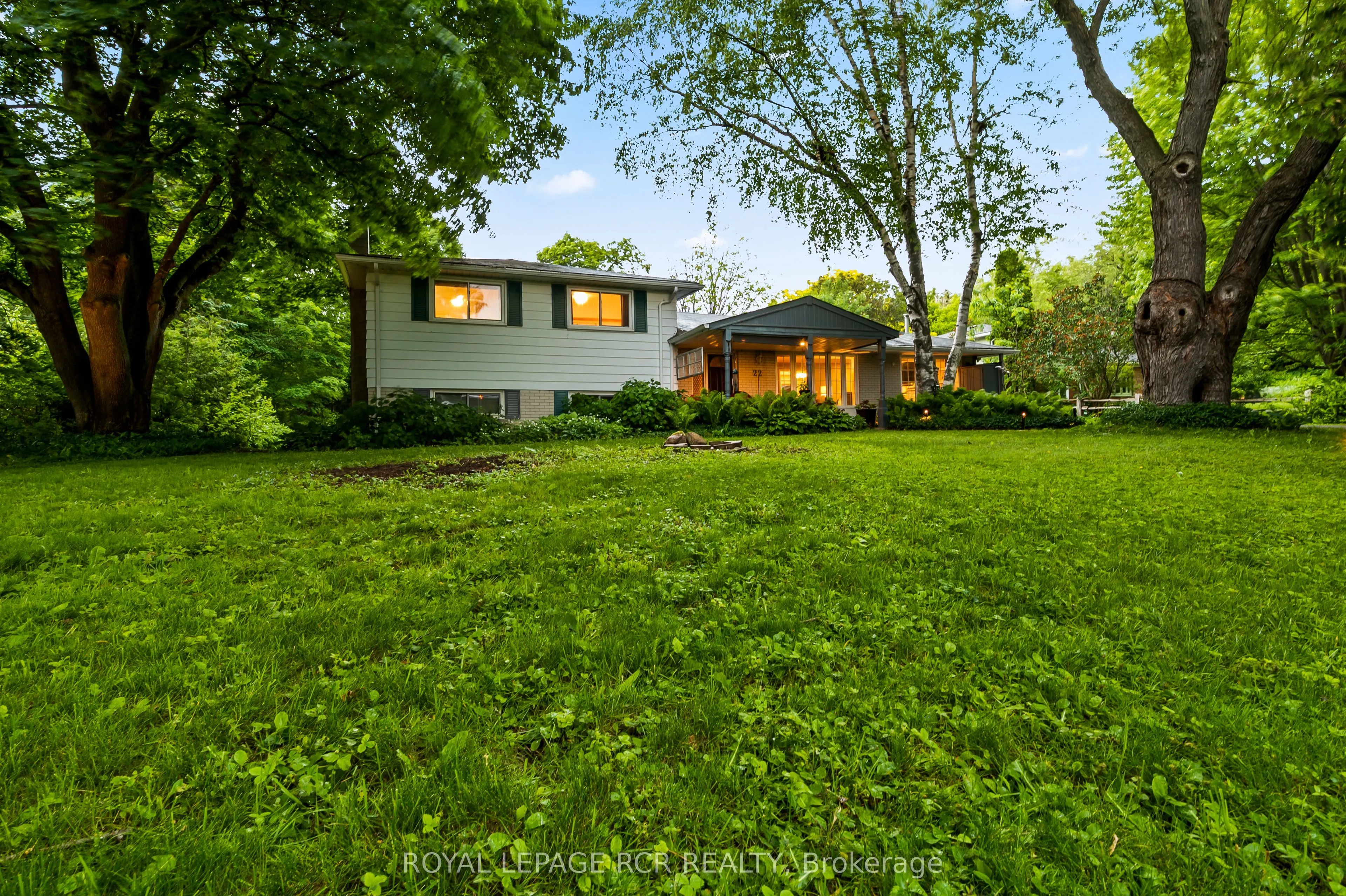 22 Randy Avenue