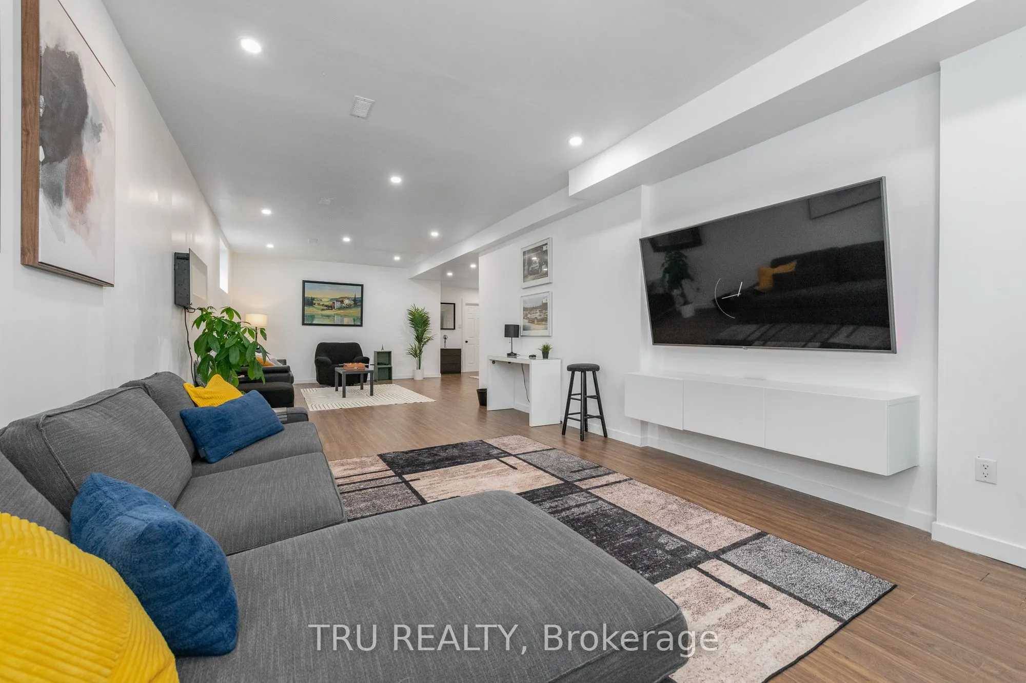 52 South Indian Drive