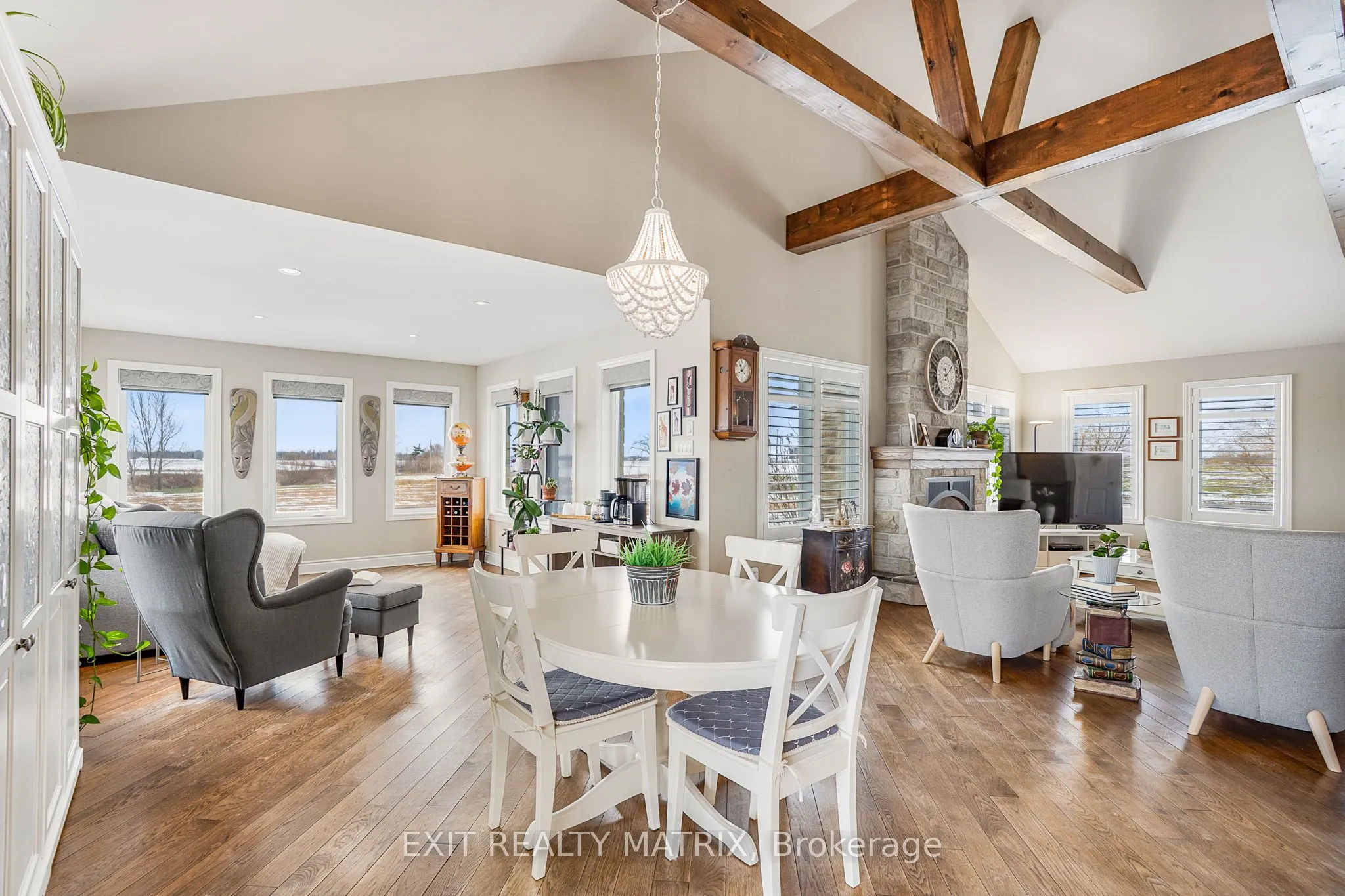 3139 Birchgrove Road
