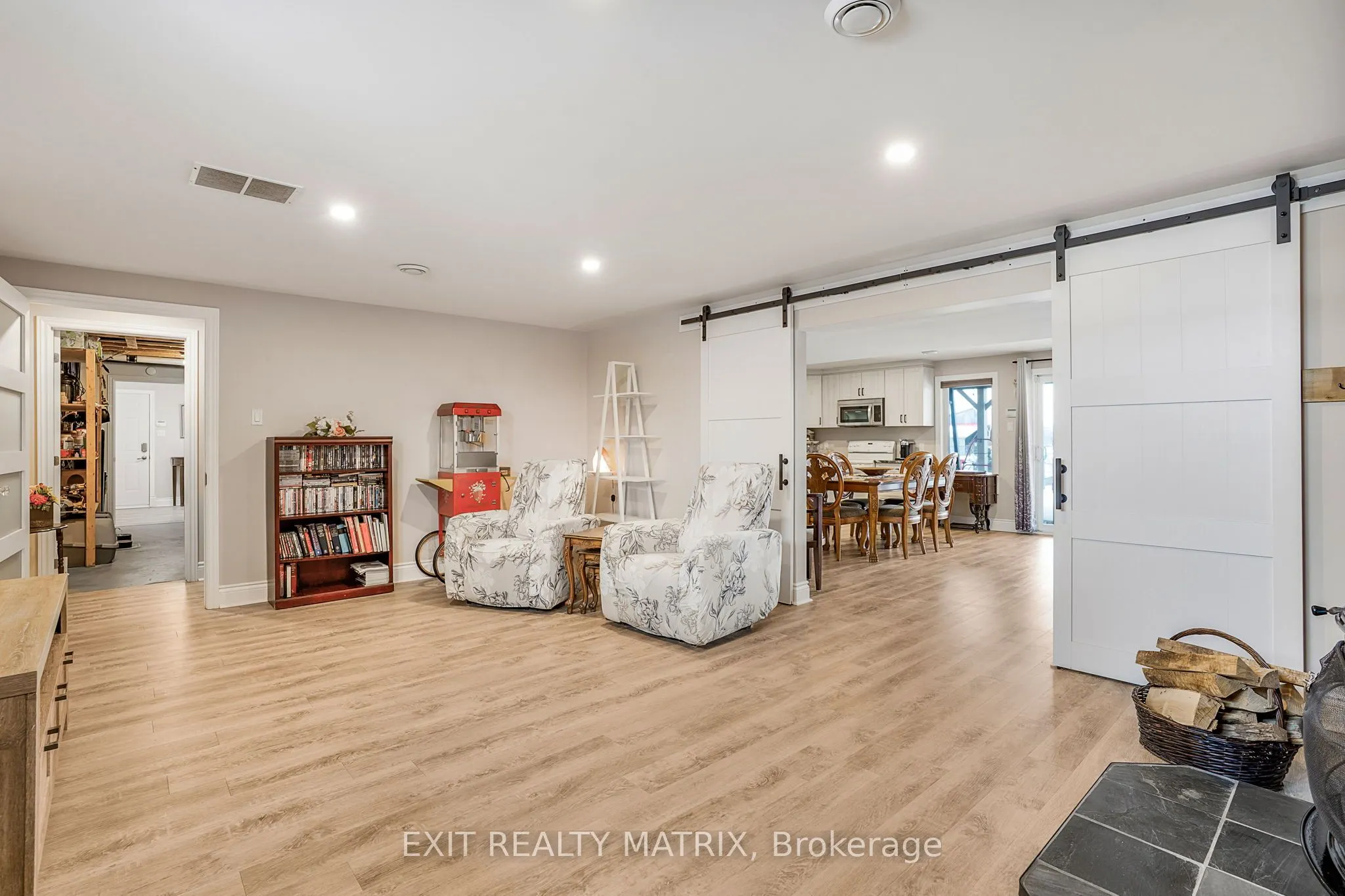 3139 Birchgrove Road
