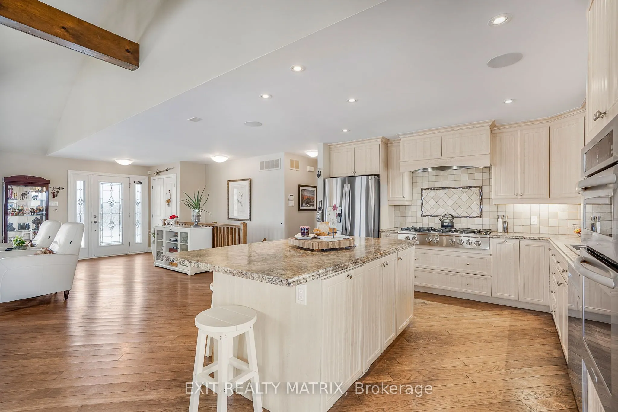 3139 Birchgrove Road
