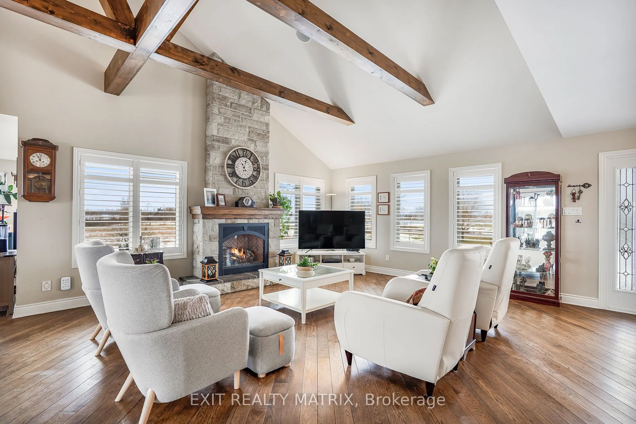 3139 Birchgrove Road