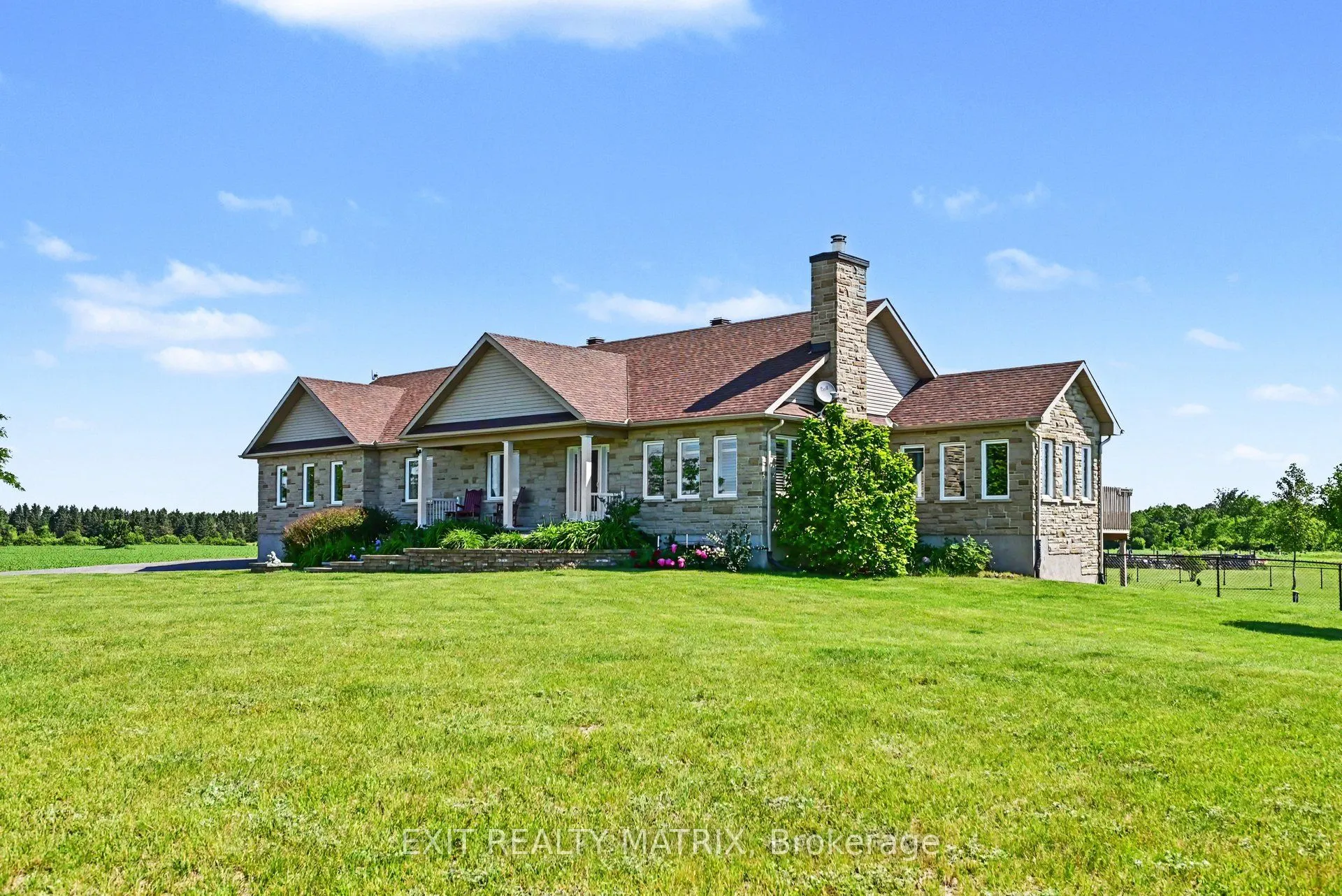 3139 Birchgrove Road