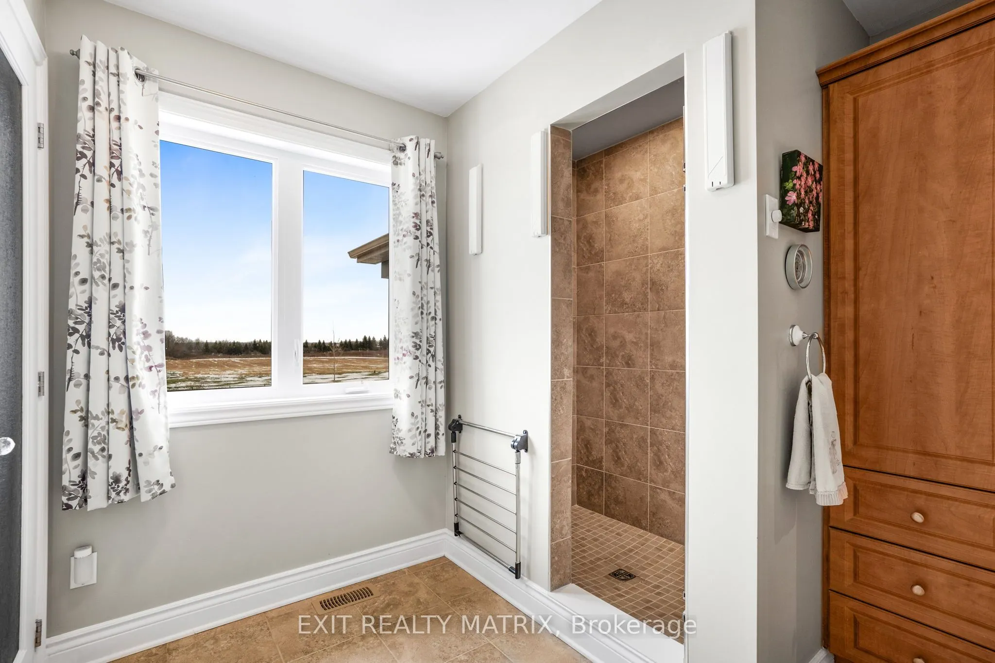 3139 Birchgrove Road