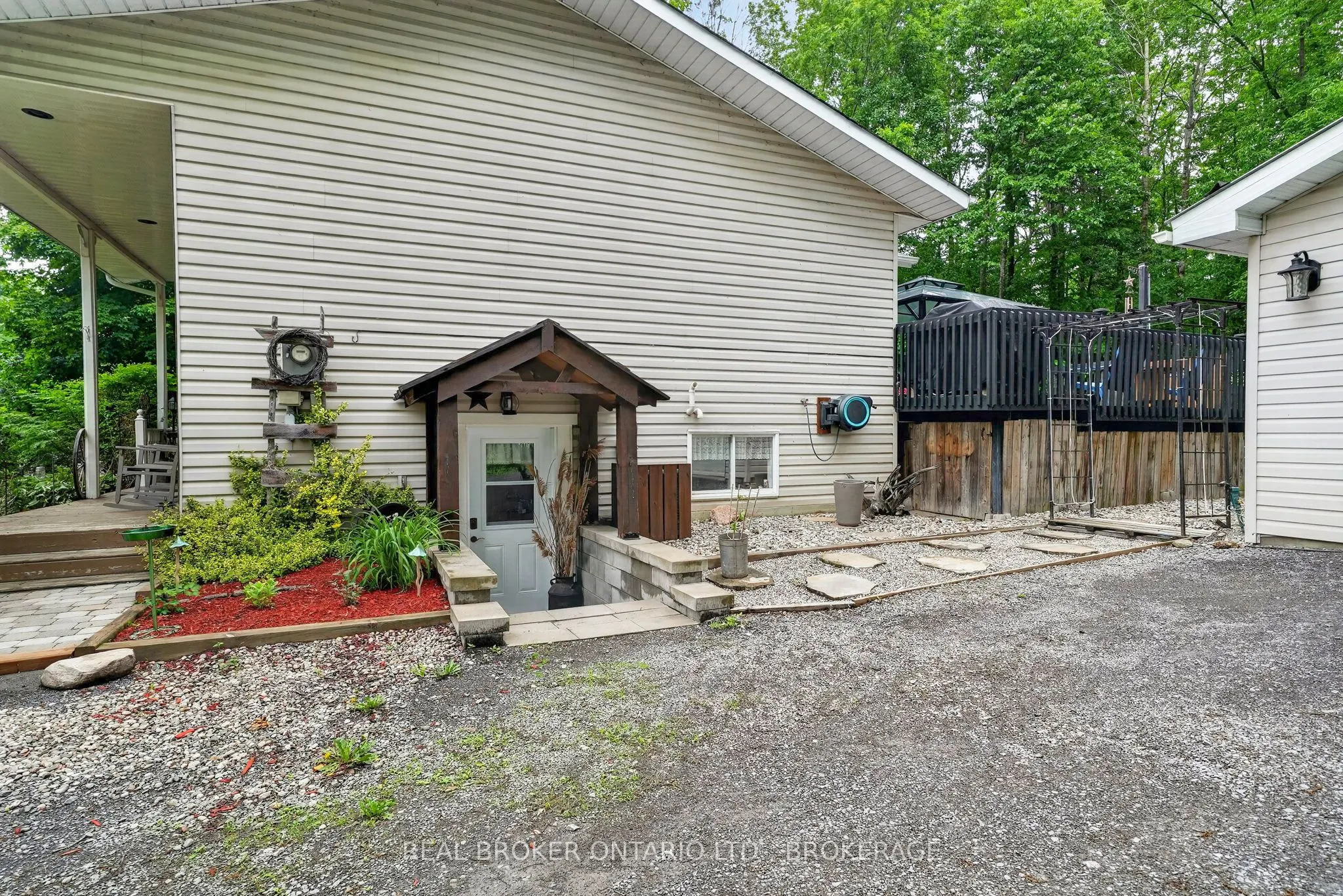 5121 Brunet Road