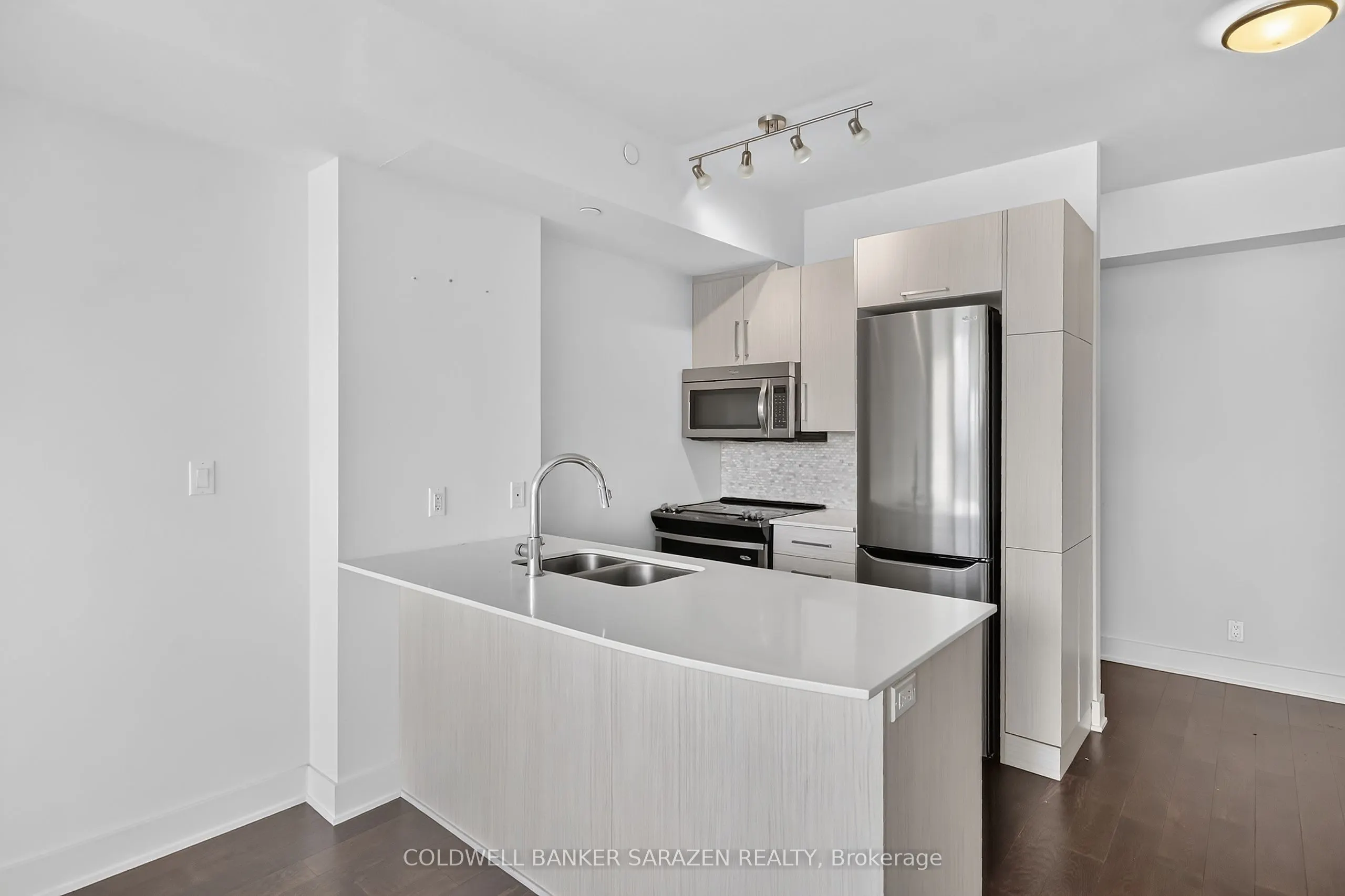 485 Richmond Road #1107