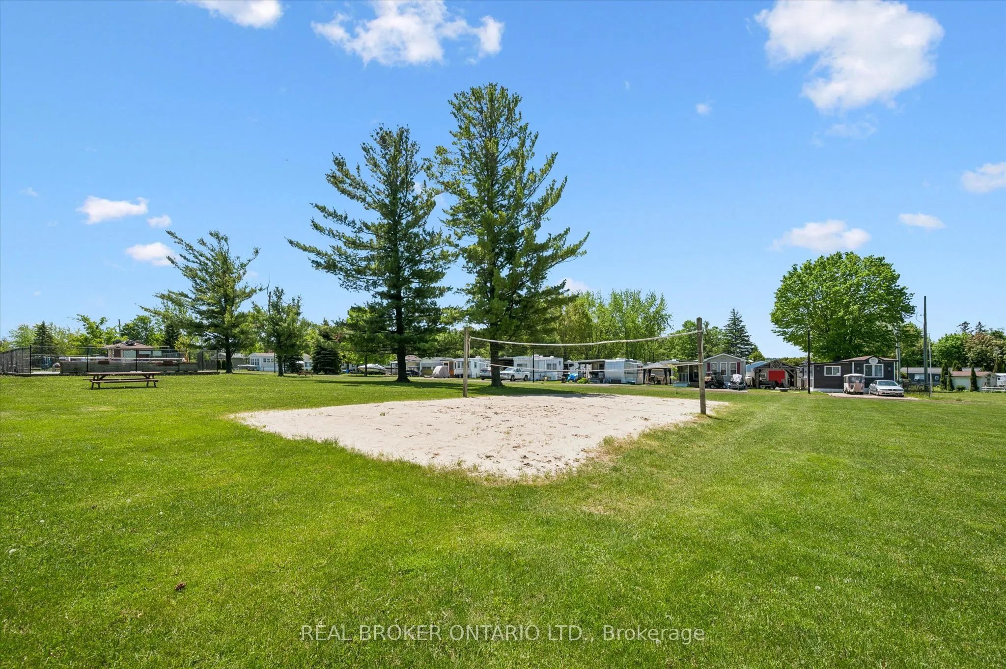 165 Cedar Crescent