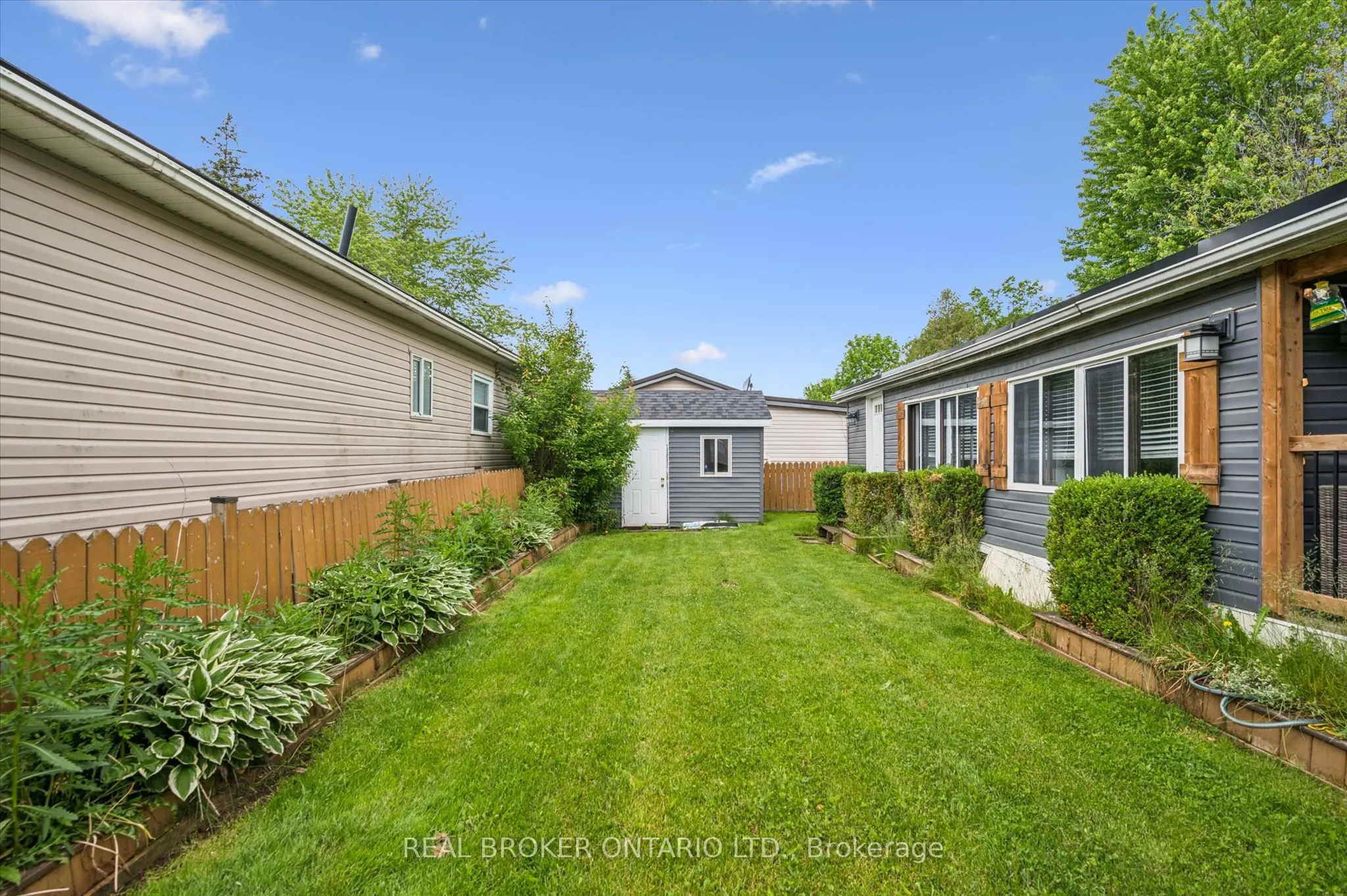 165 Cedar Crescent