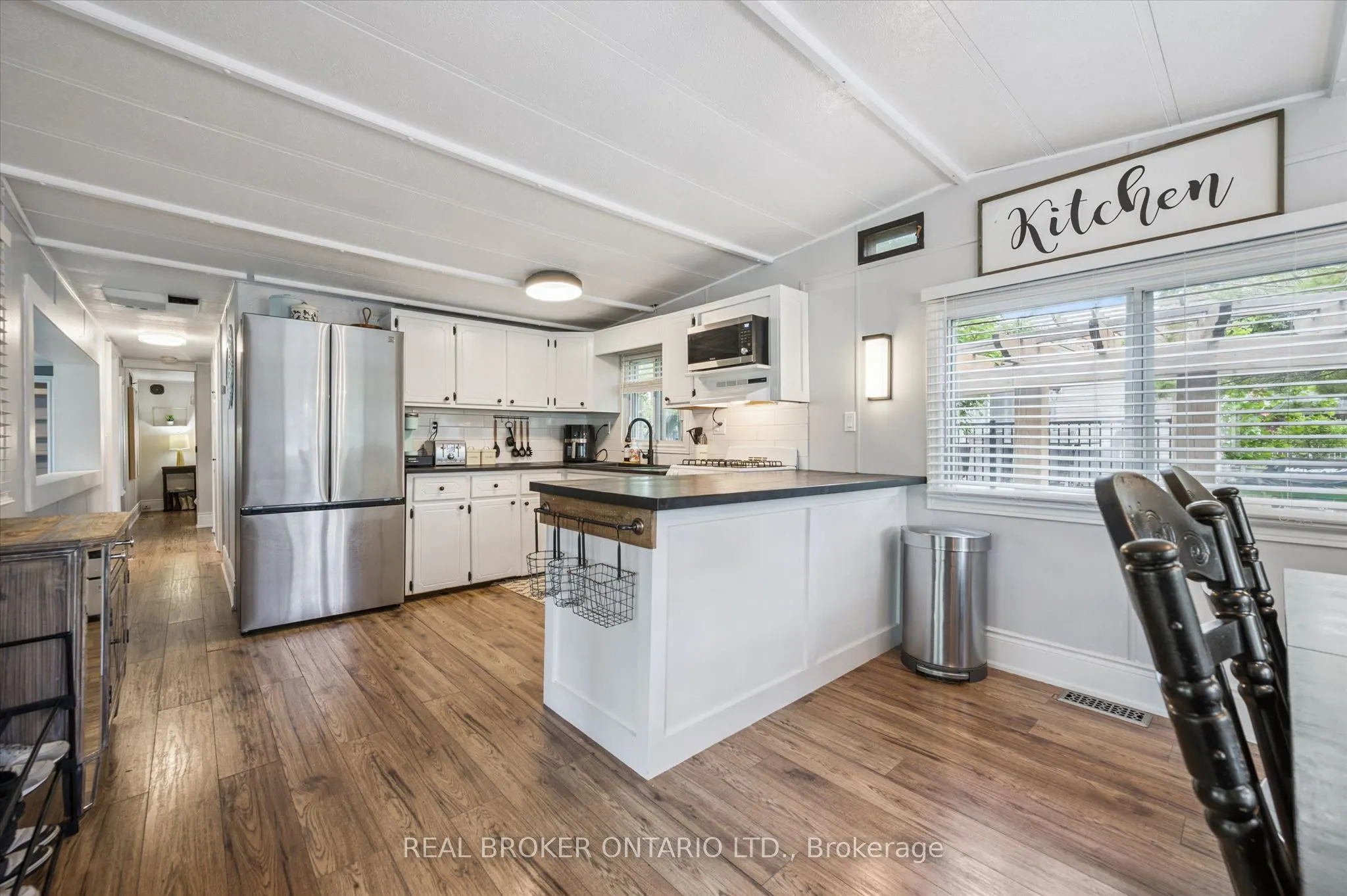 165 Cedar Crescent