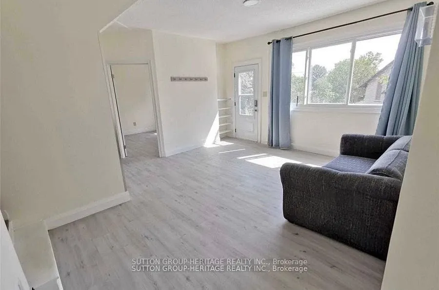 717 King Street W