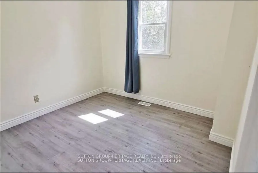 717 King Street W