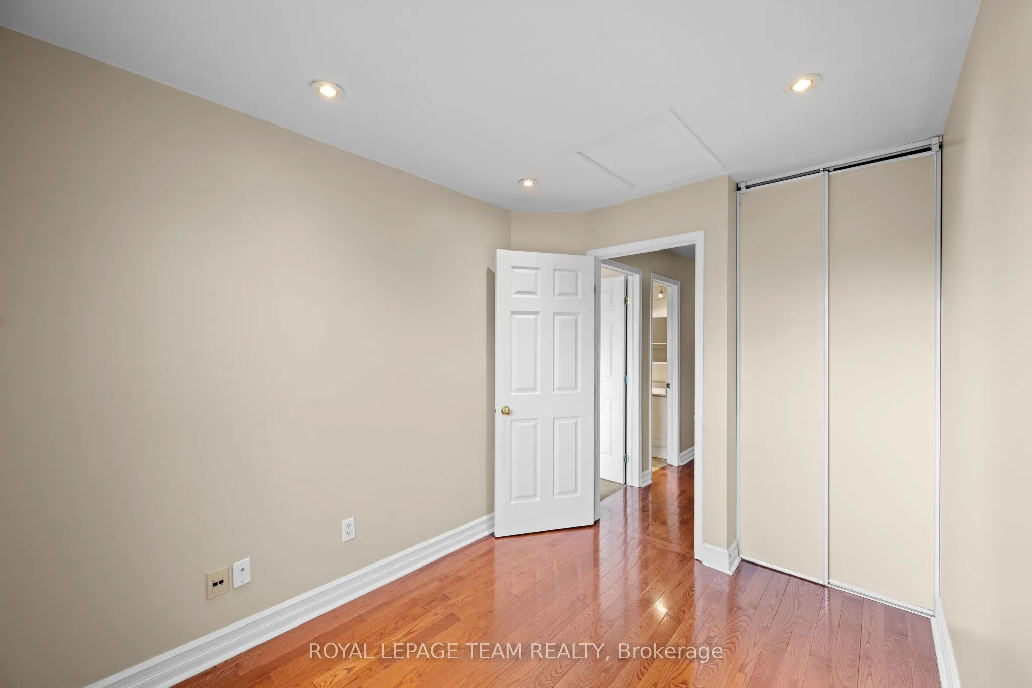 91 Thornbury Crescent