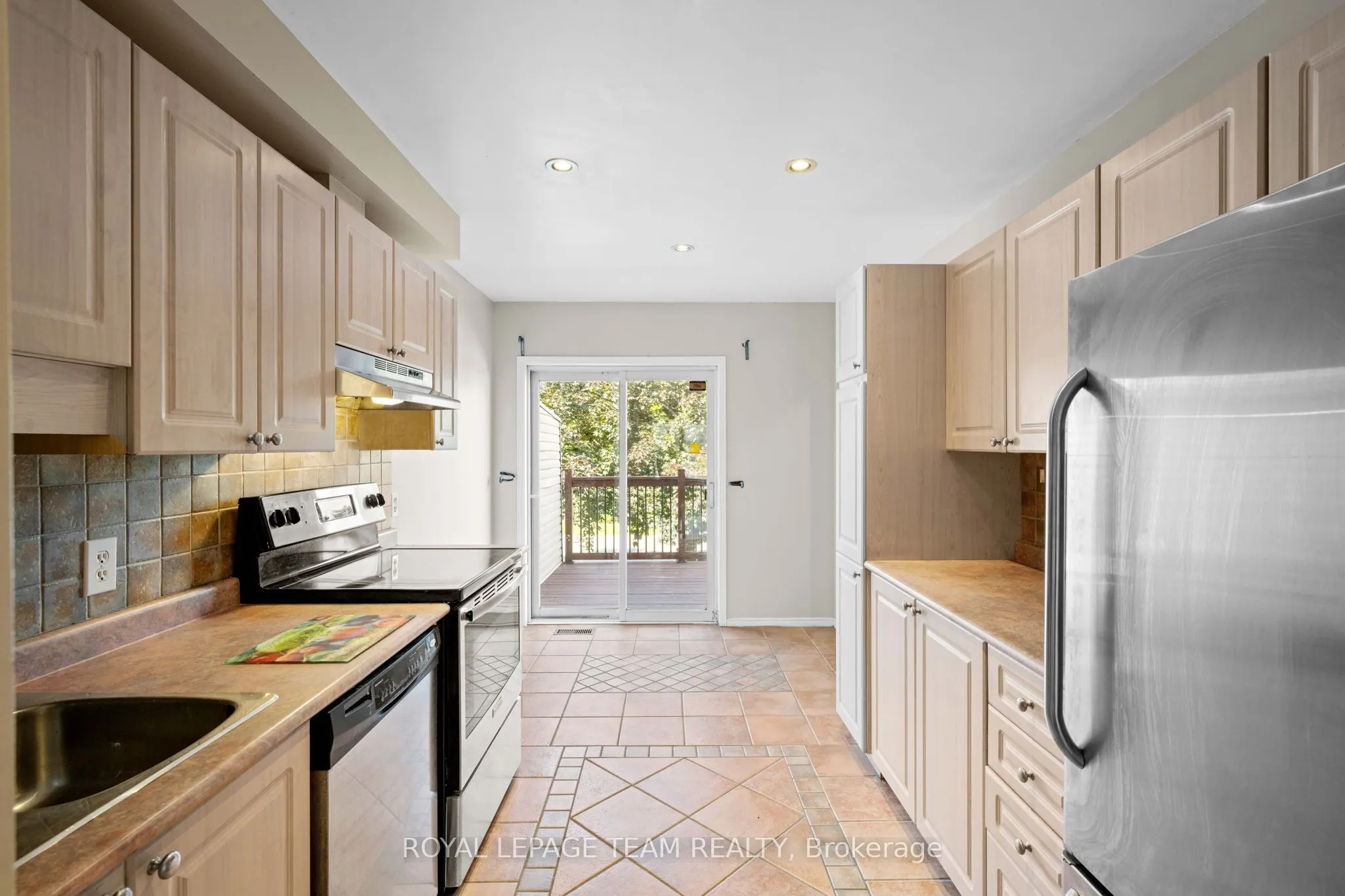 91 Thornbury Crescent