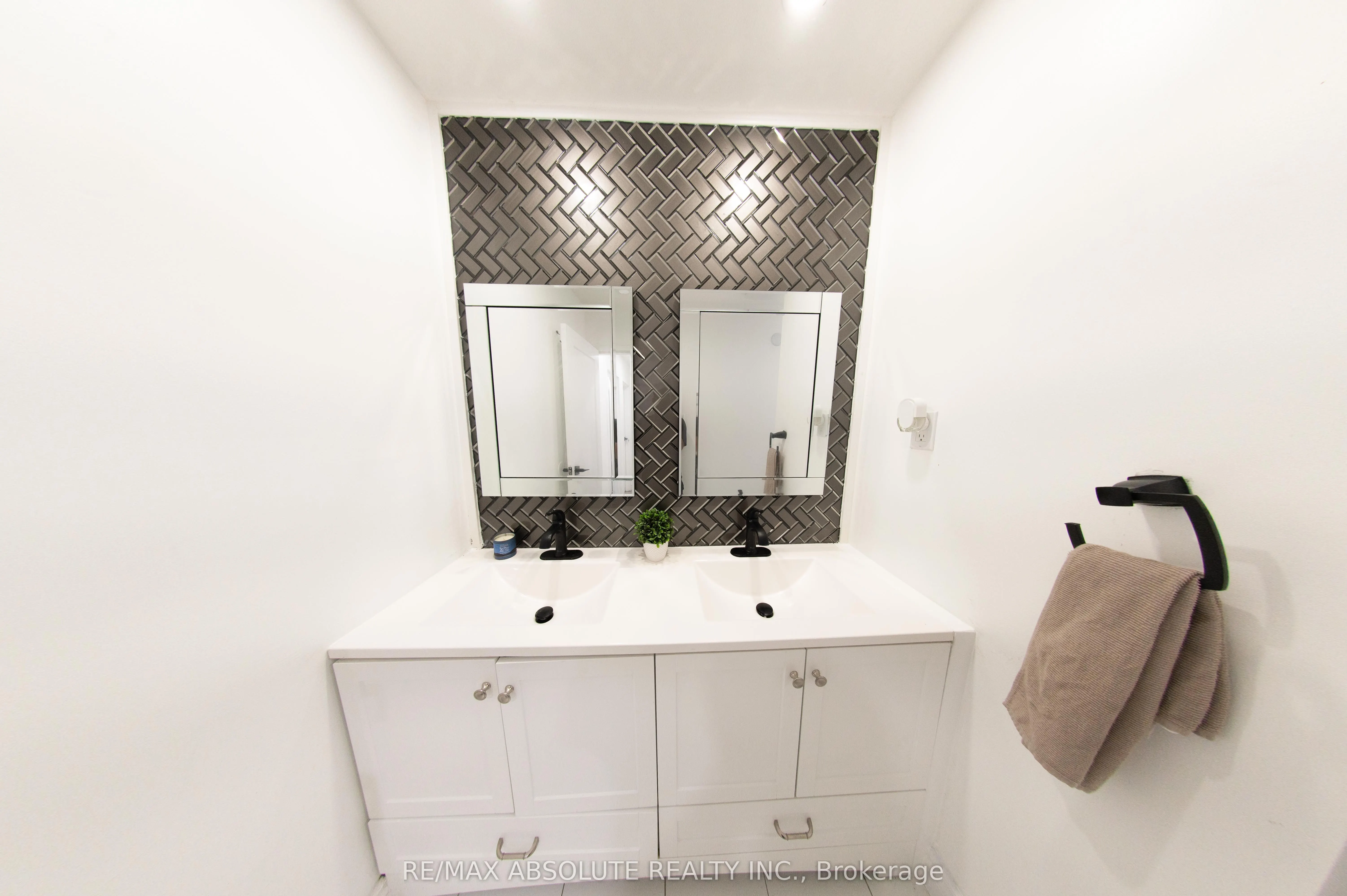 3415 Uplands Drive #44