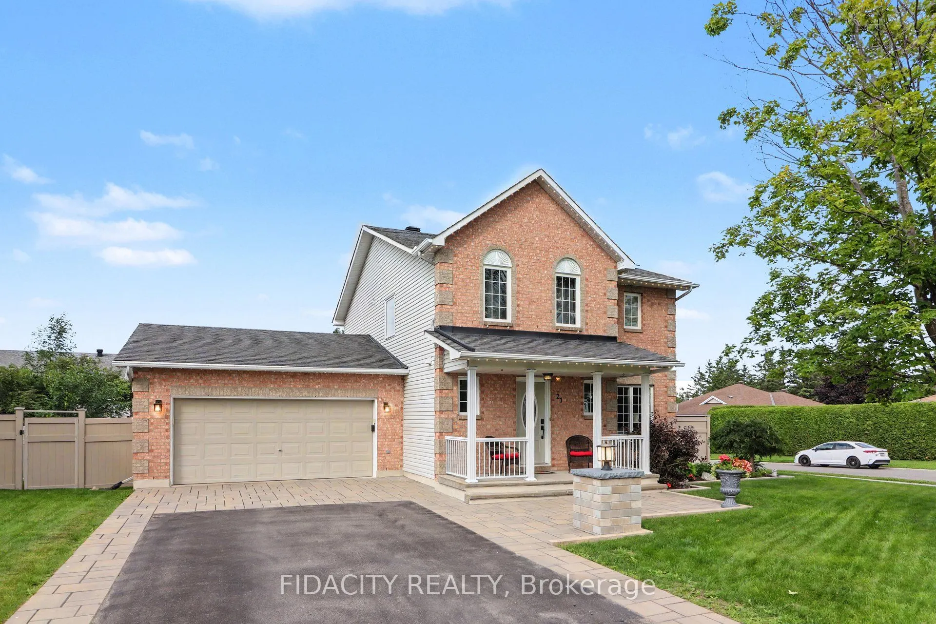 21 West Ridge Drive