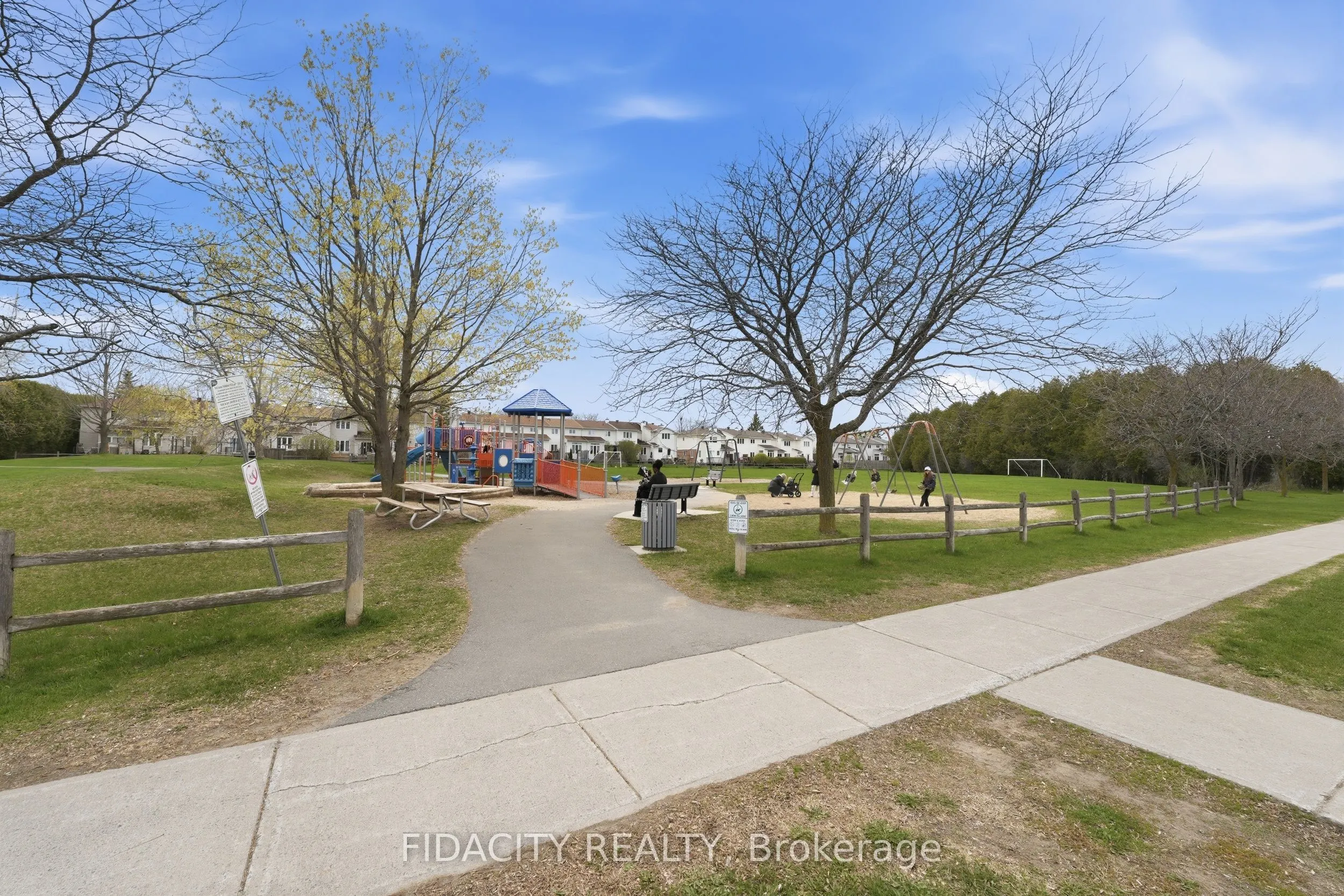 21 West Ridge Drive