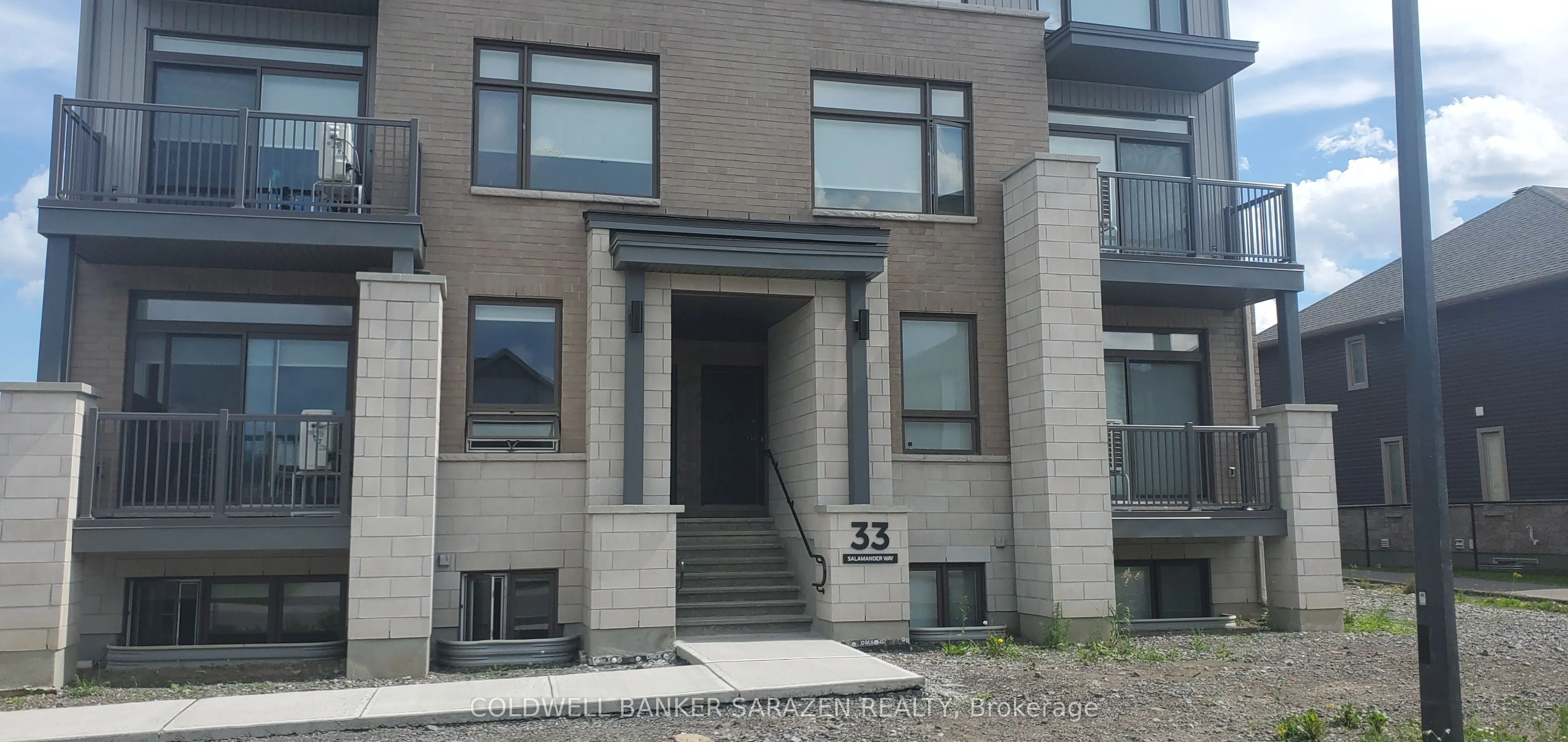 33 Salamander Way
