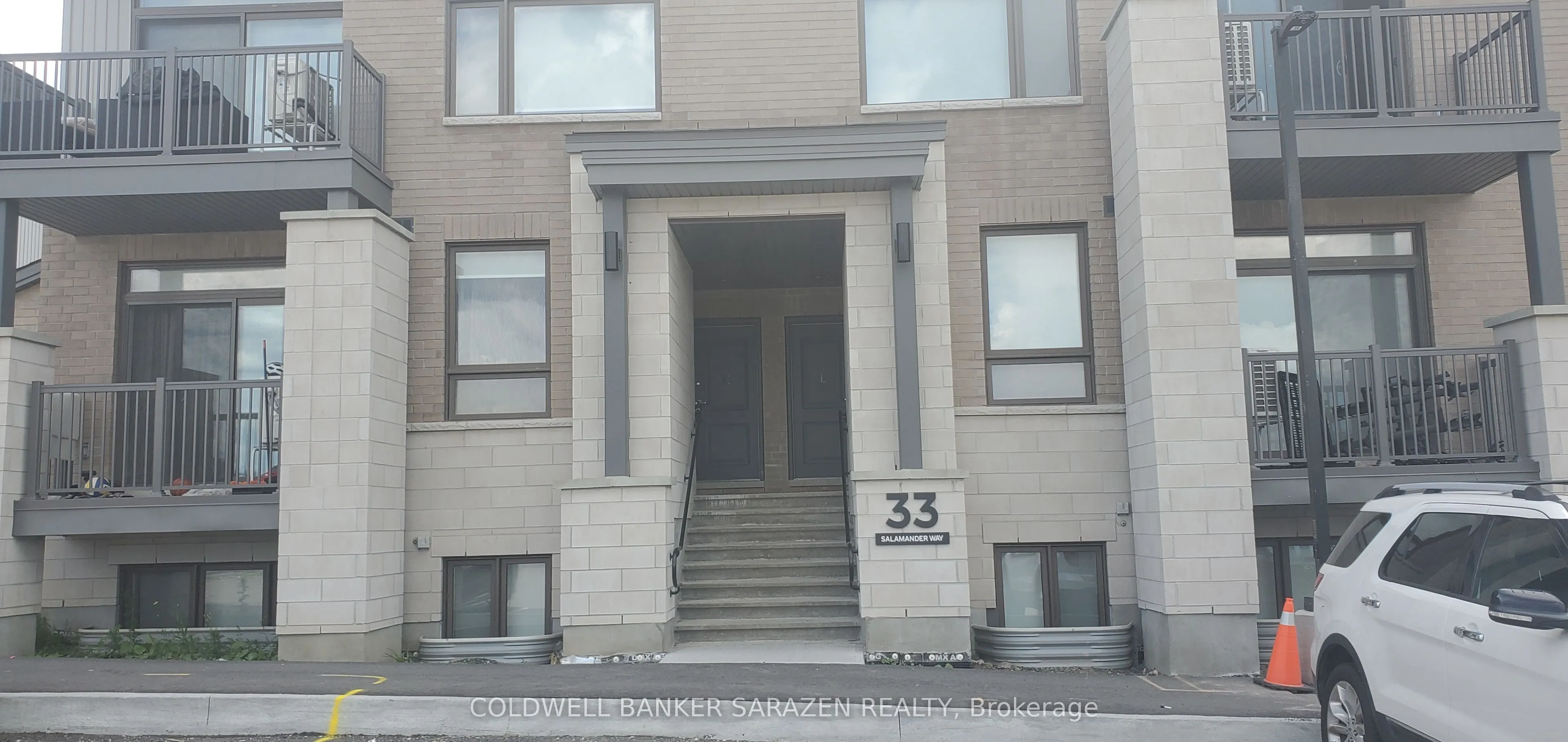33 Salamander Way