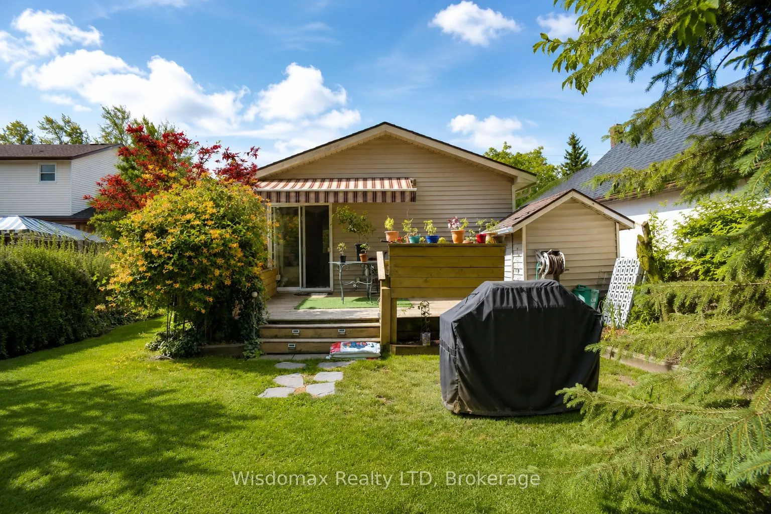 10 Rose Avenue