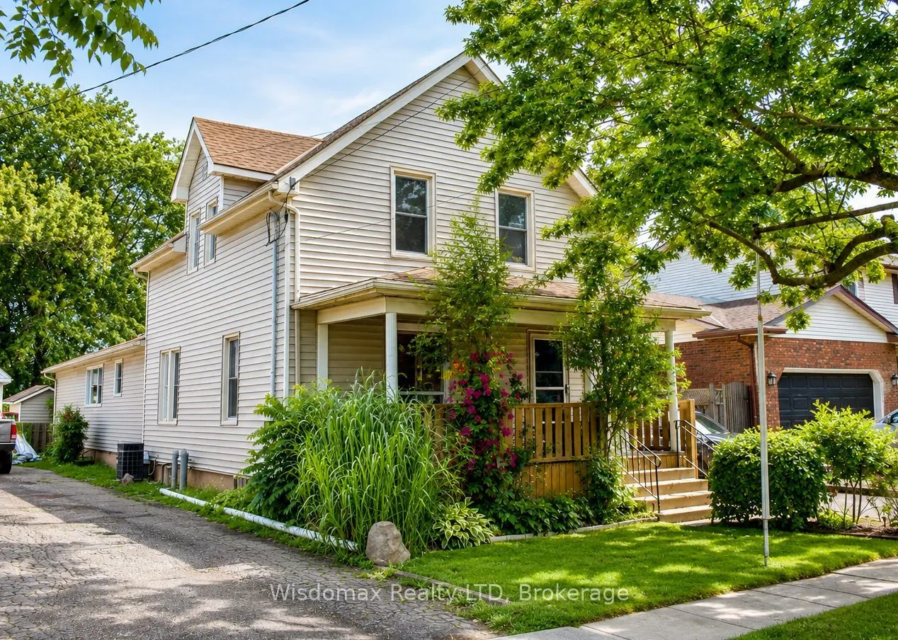 10 Rose Avenue