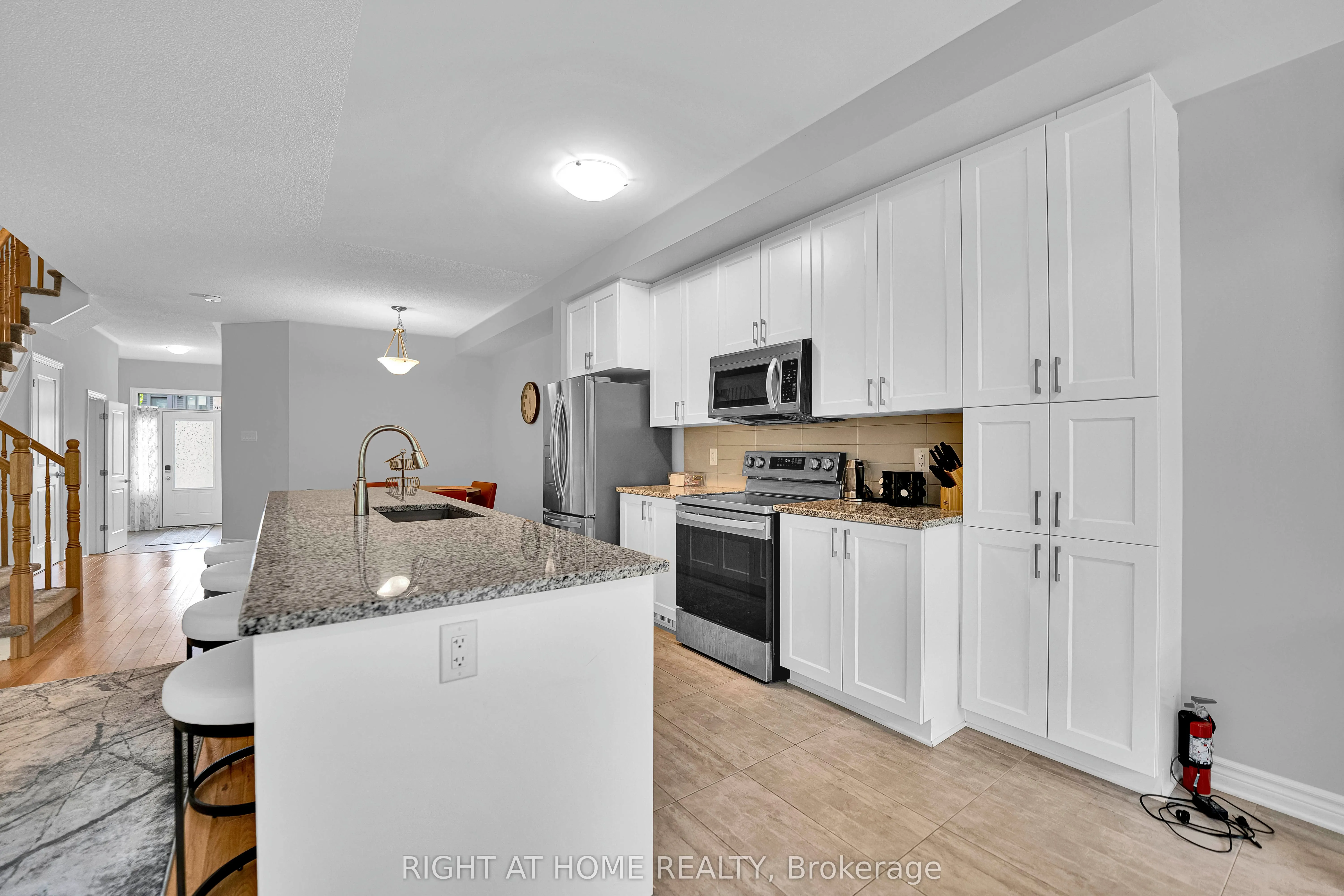 720 Dearborn