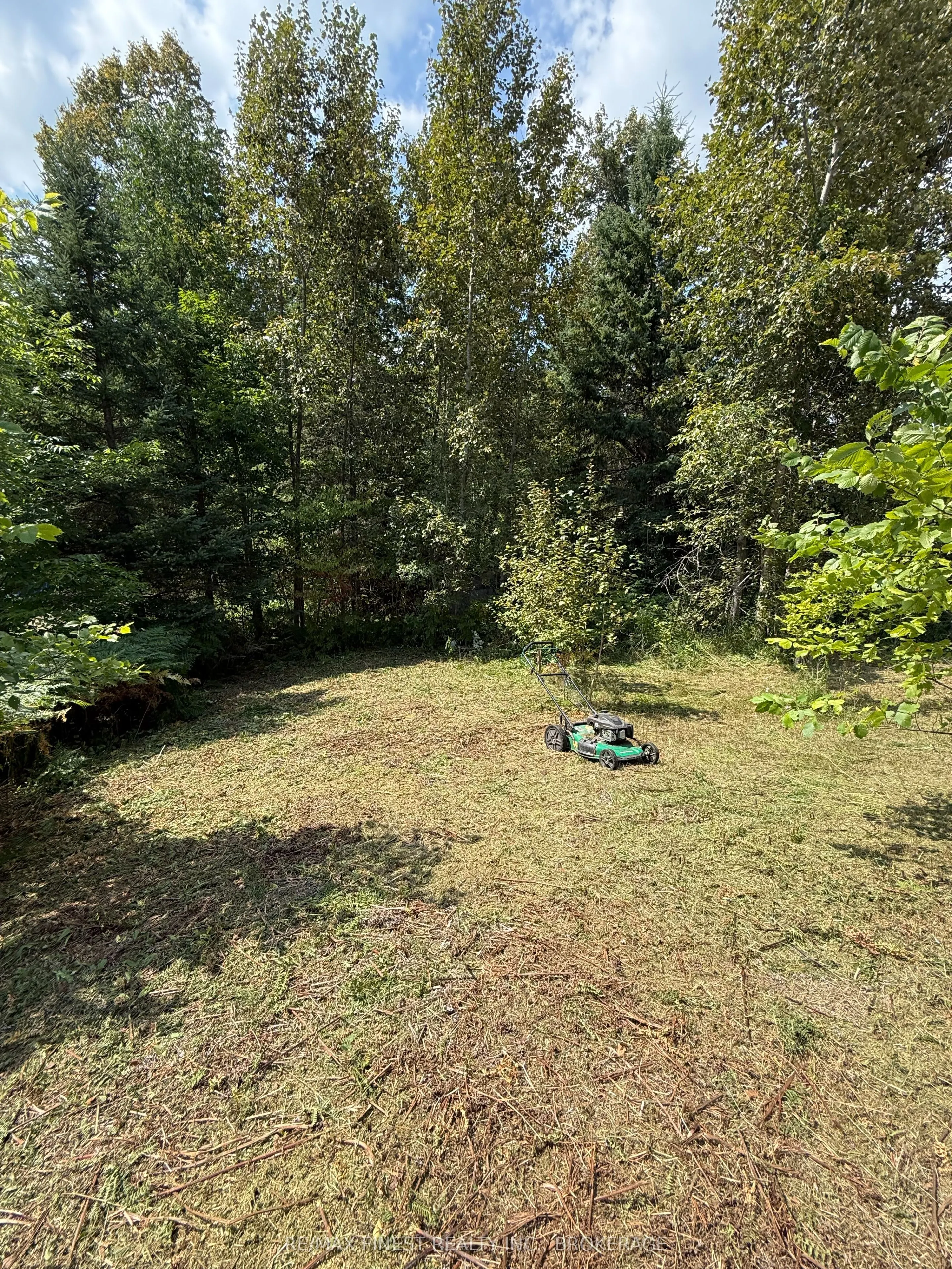 21508A Highway 41