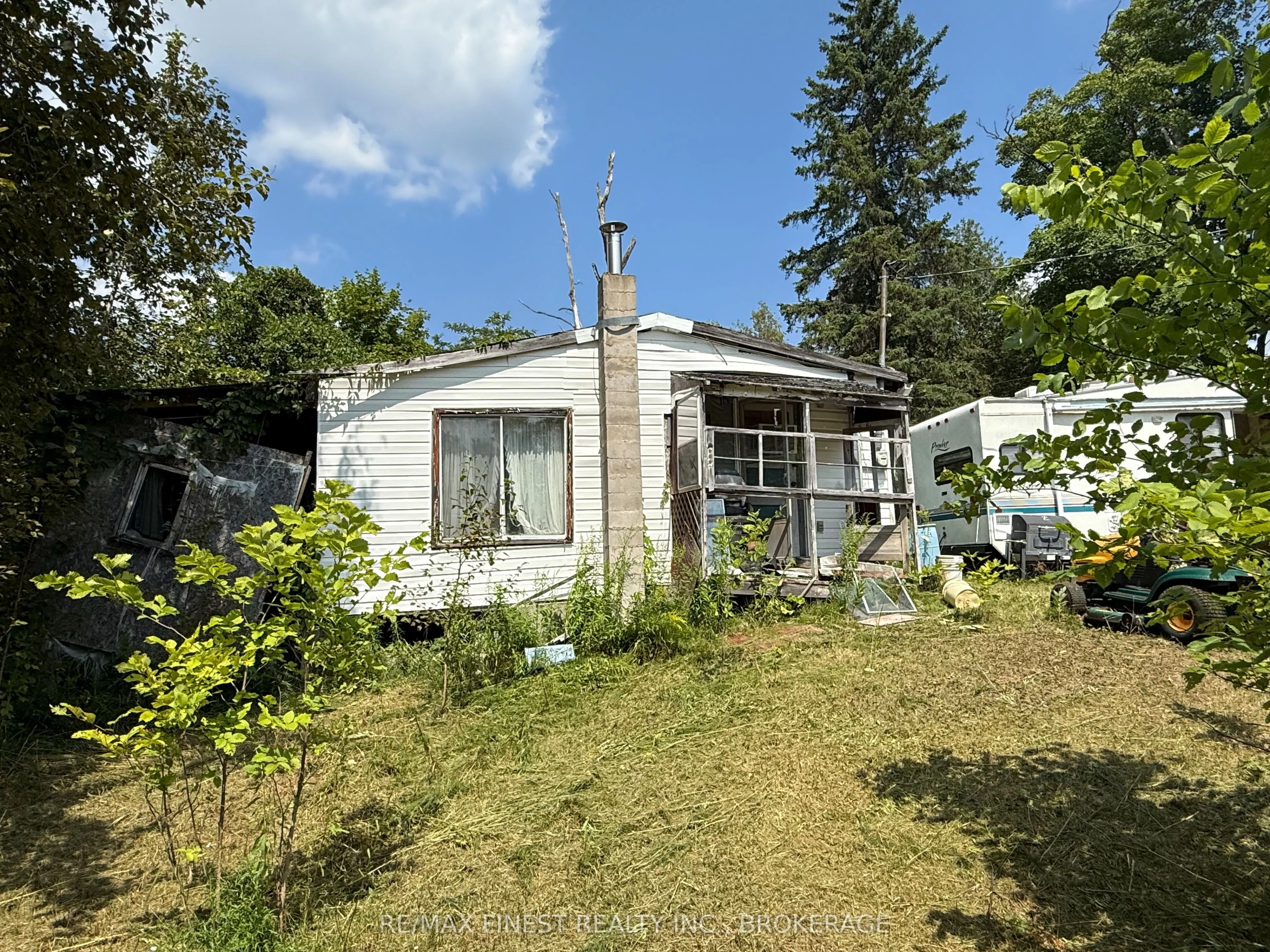 21508A Highway 41