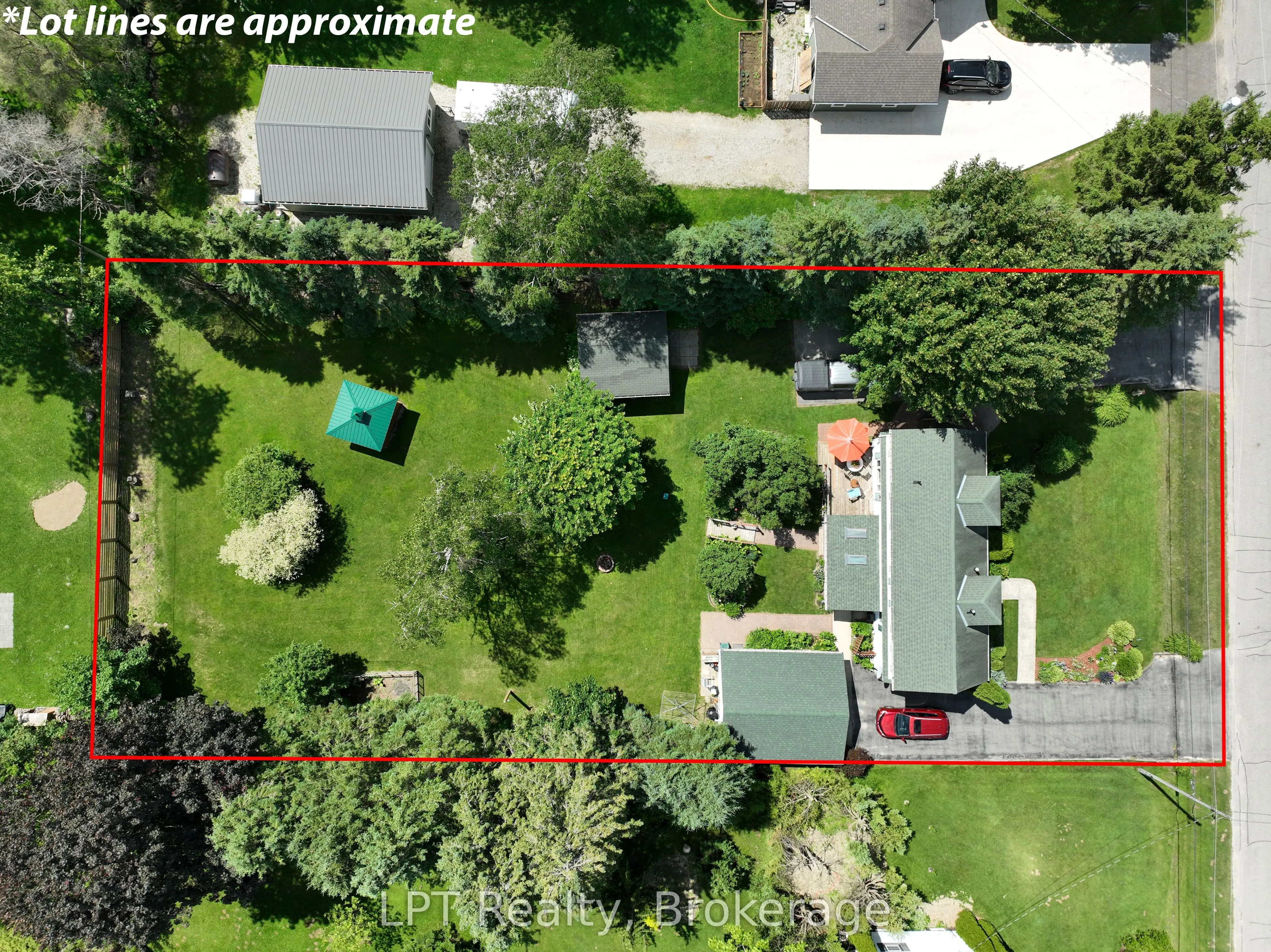880 16th Street W