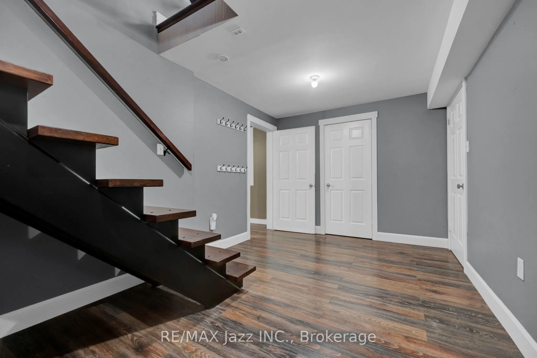 1674 Hooton Drive