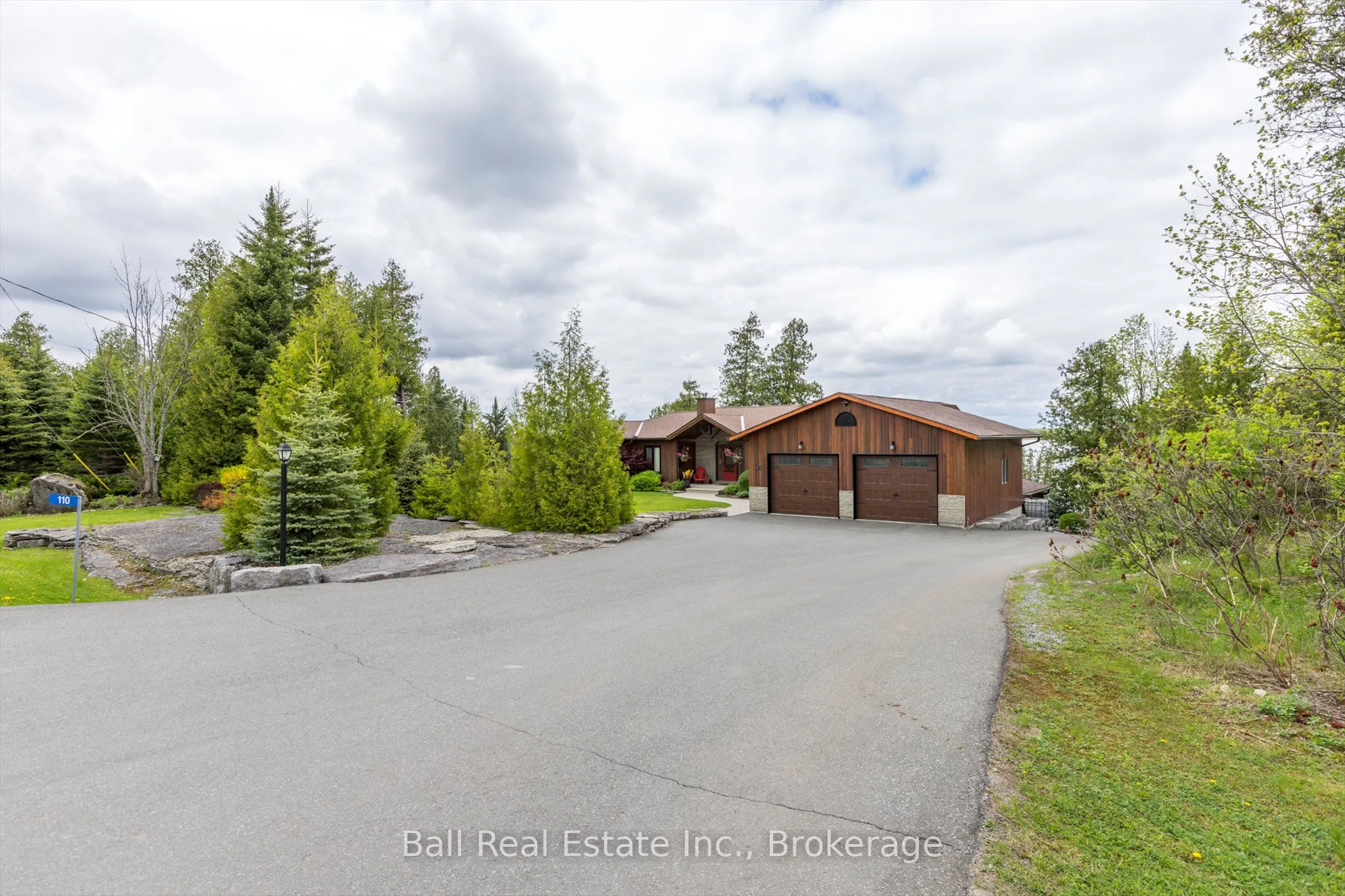110 Lakeview Drive