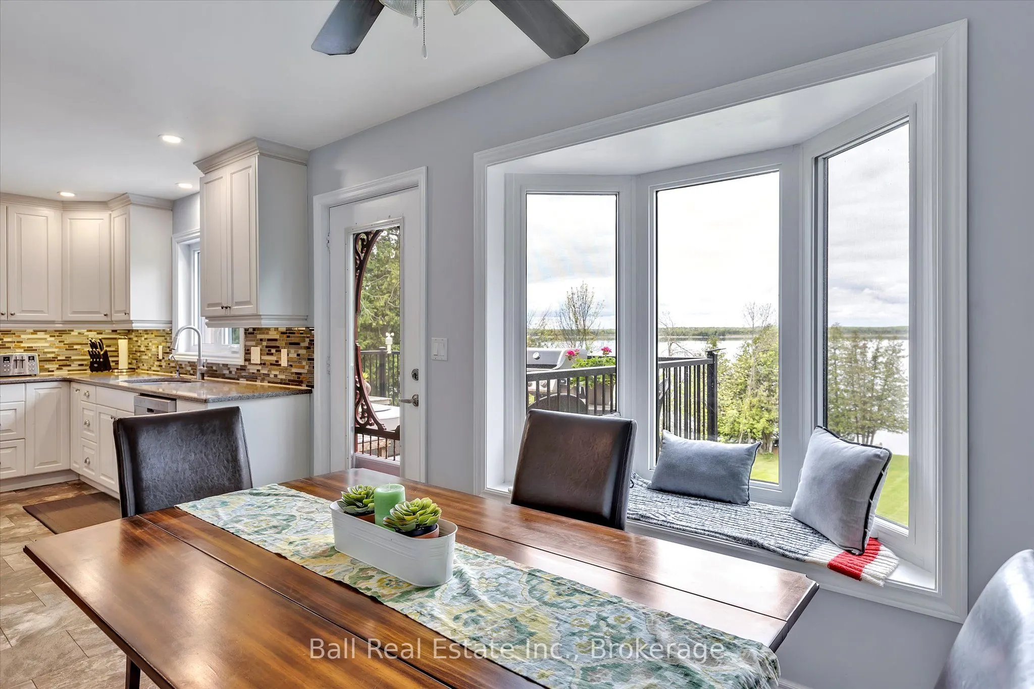 110 Lakeview Drive