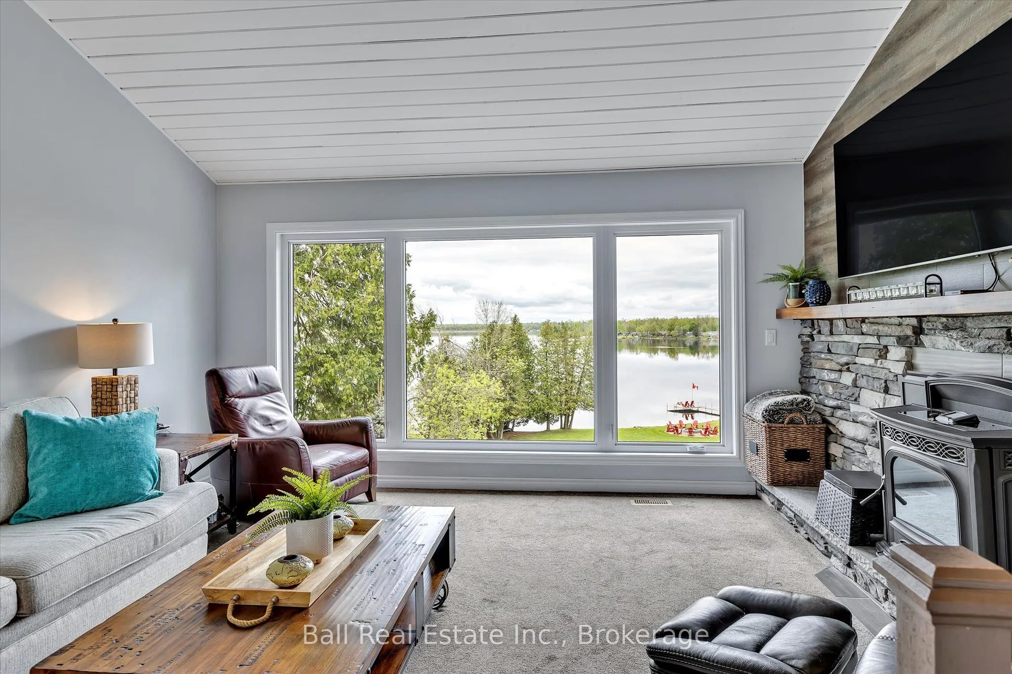 110 Lakeview Drive