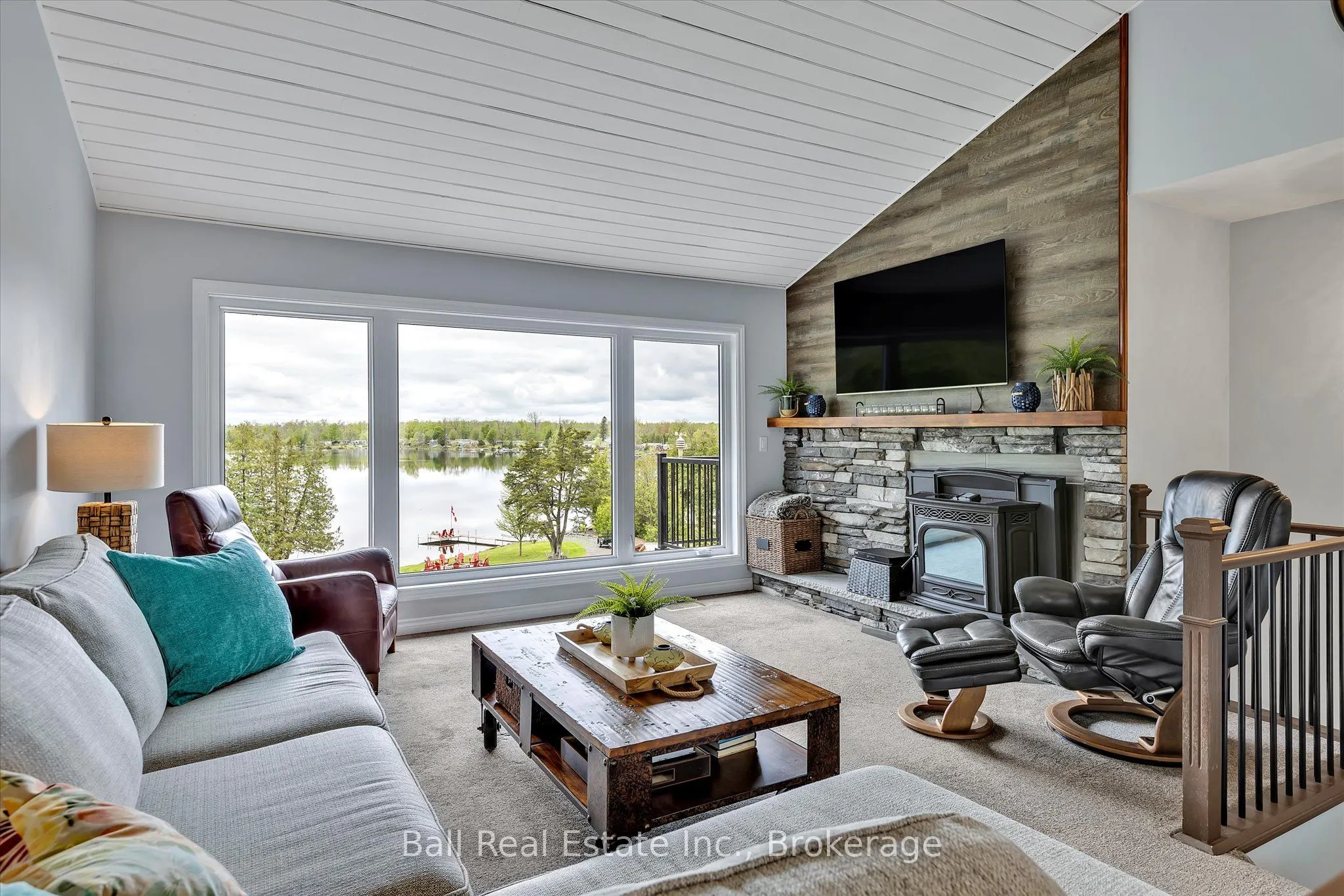 110 Lakeview Drive