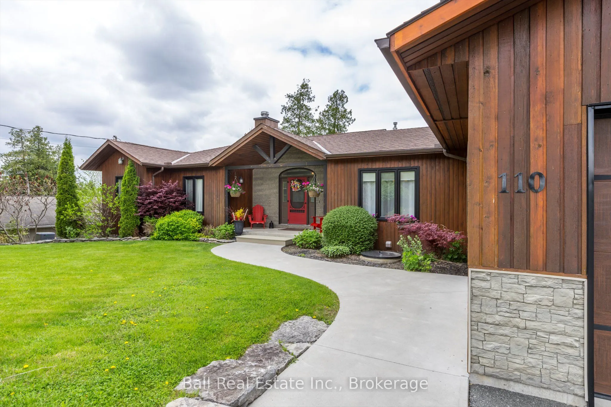 110 Lakeview Drive