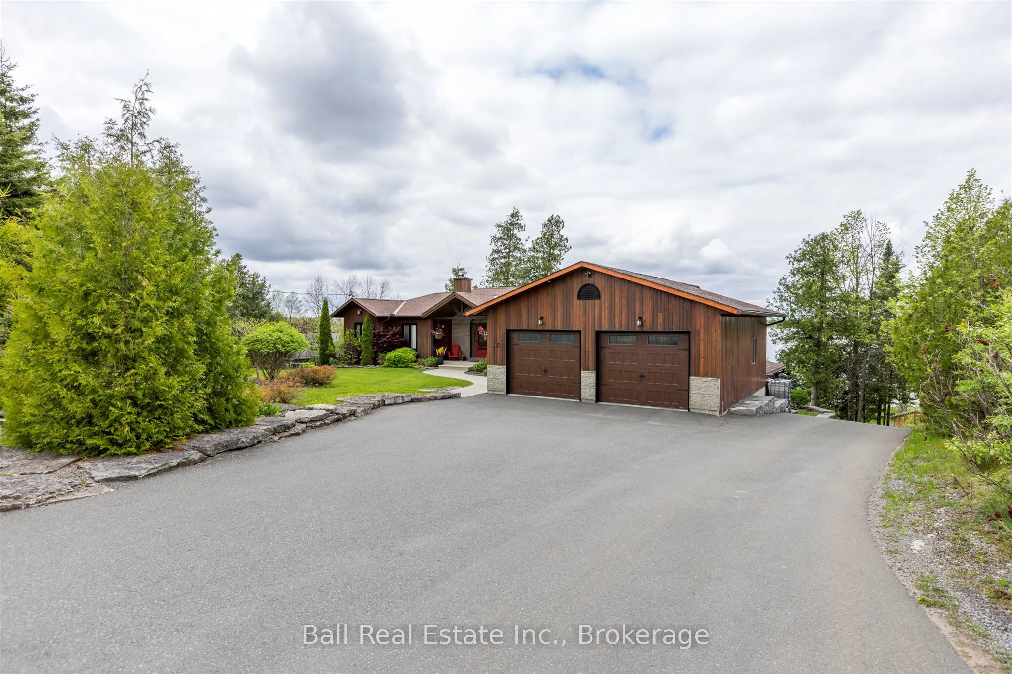 110 Lakeview Drive