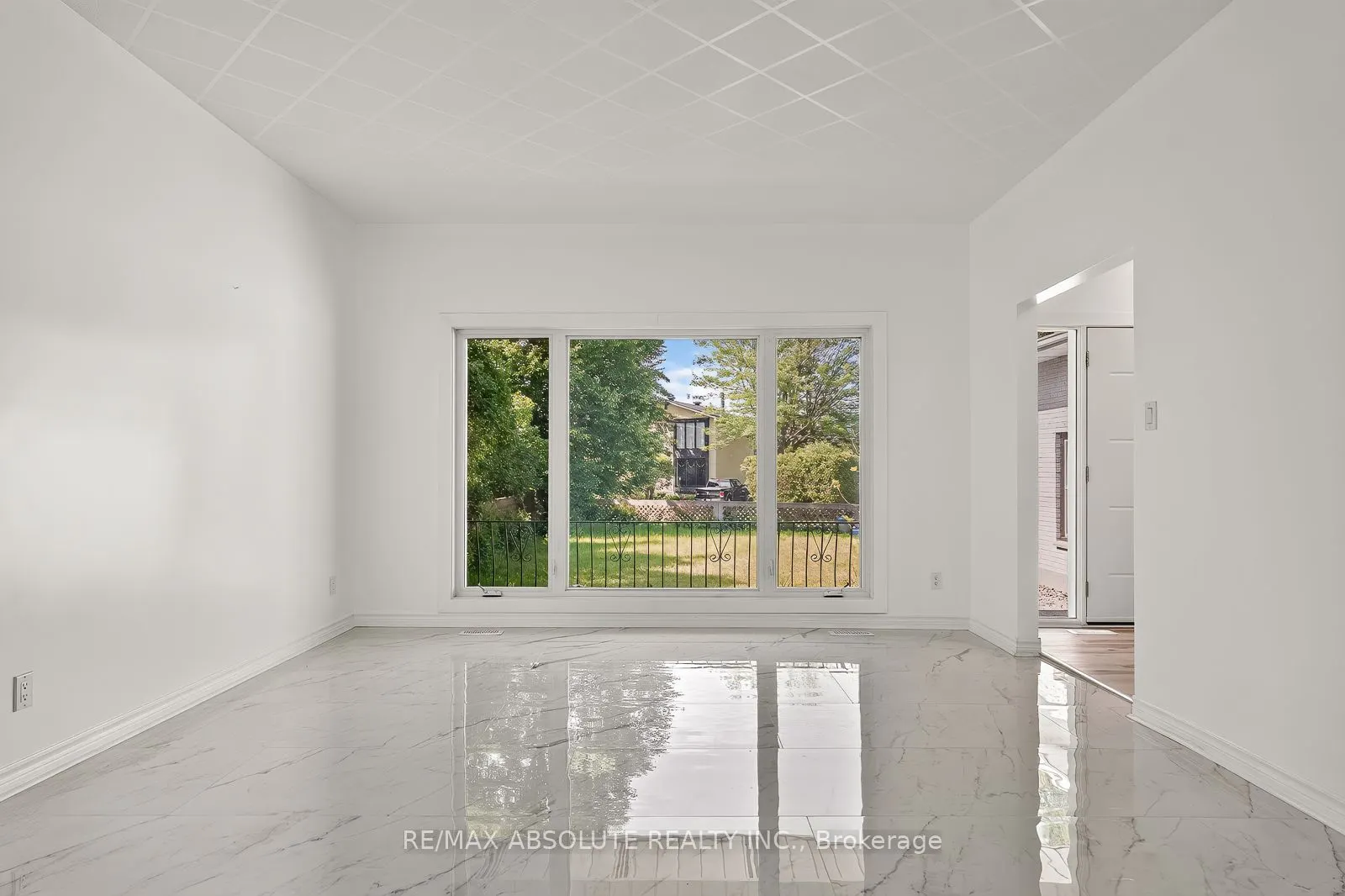 1444 Normandy Crescent