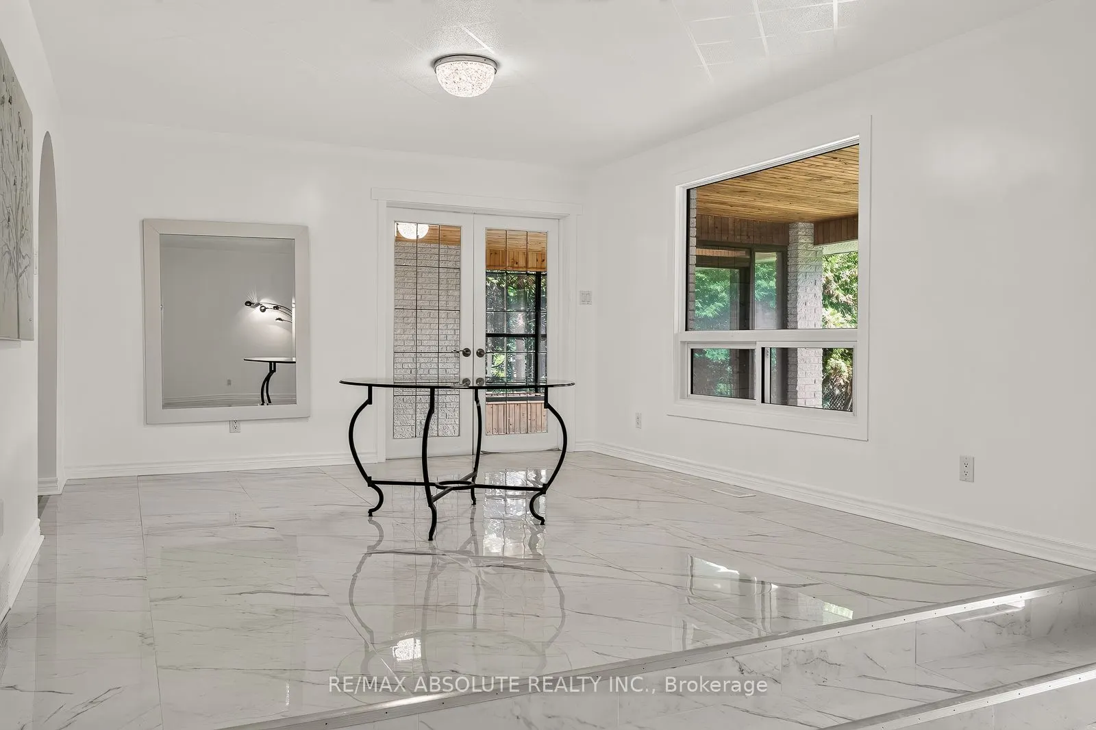 1444 Normandy Crescent