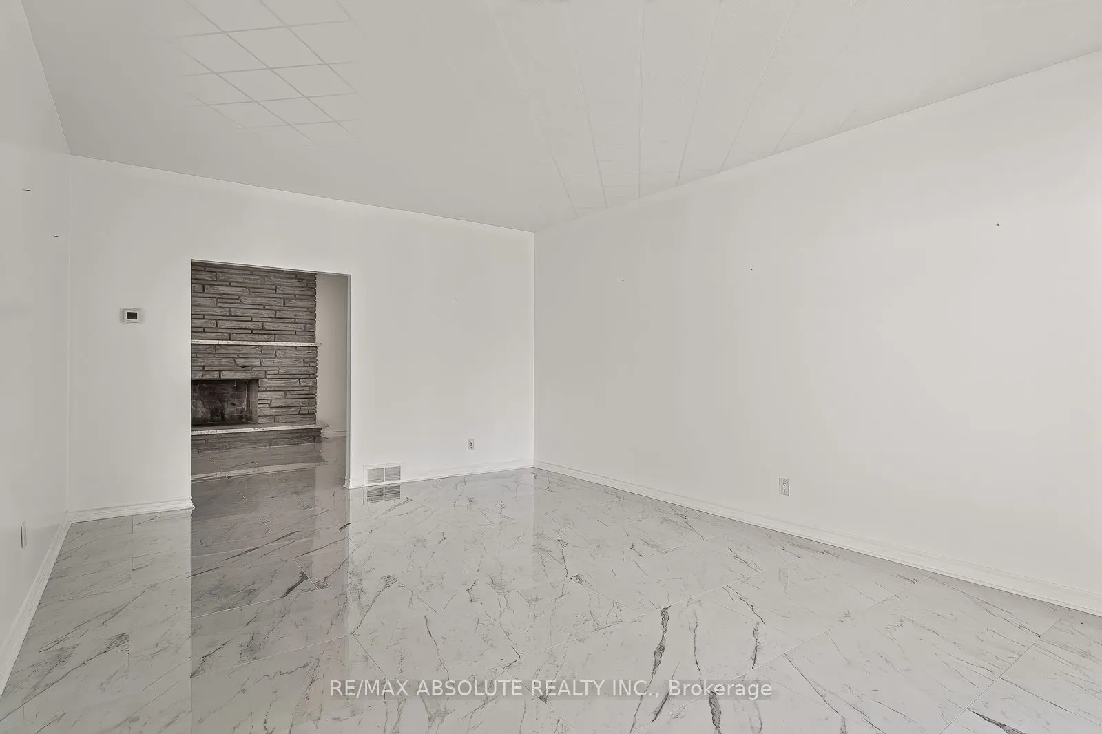 1444 Normandy Crescent