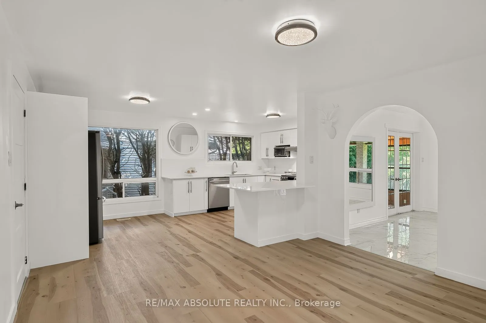 1444 Normandy Crescent