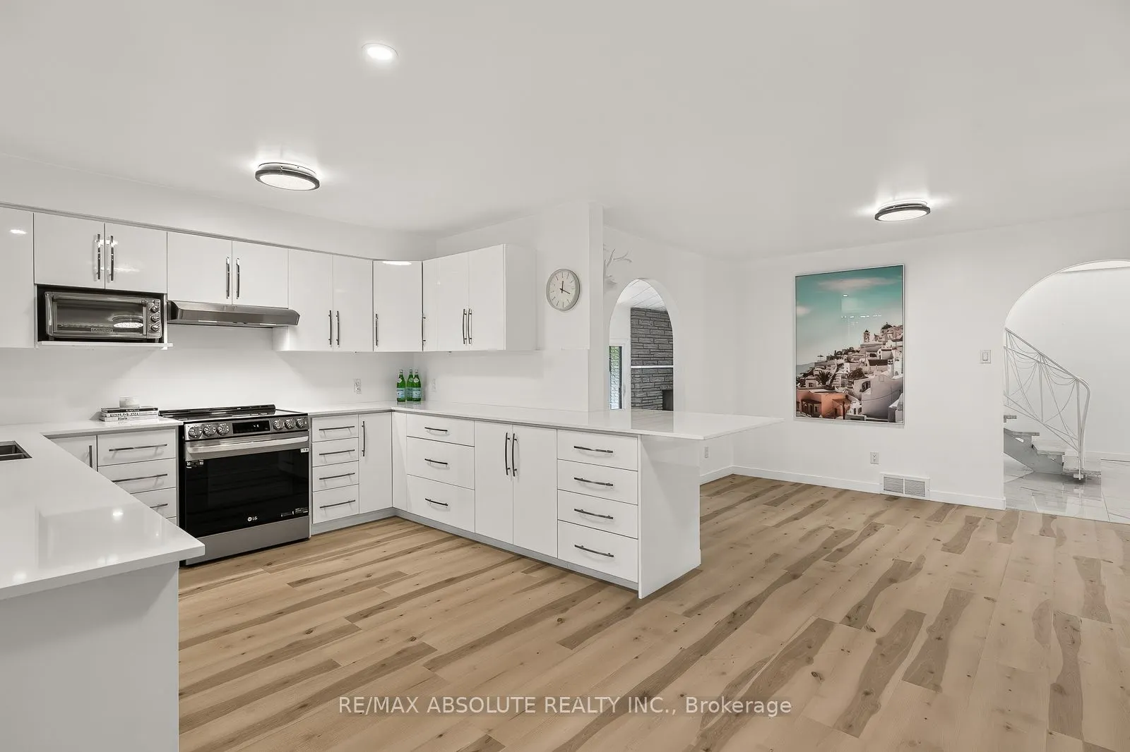 1444 Normandy Crescent