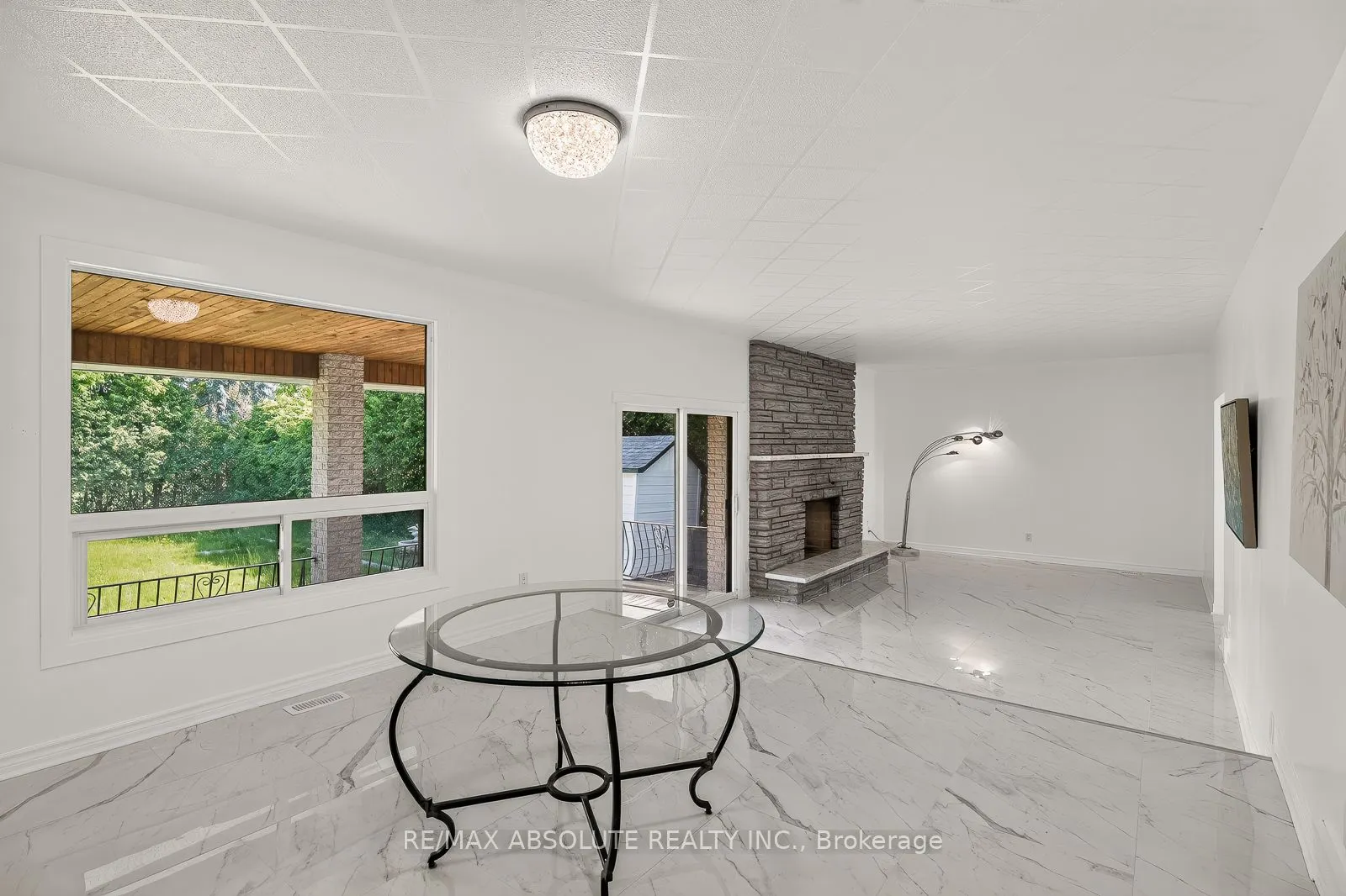 1444 Normandy Crescent