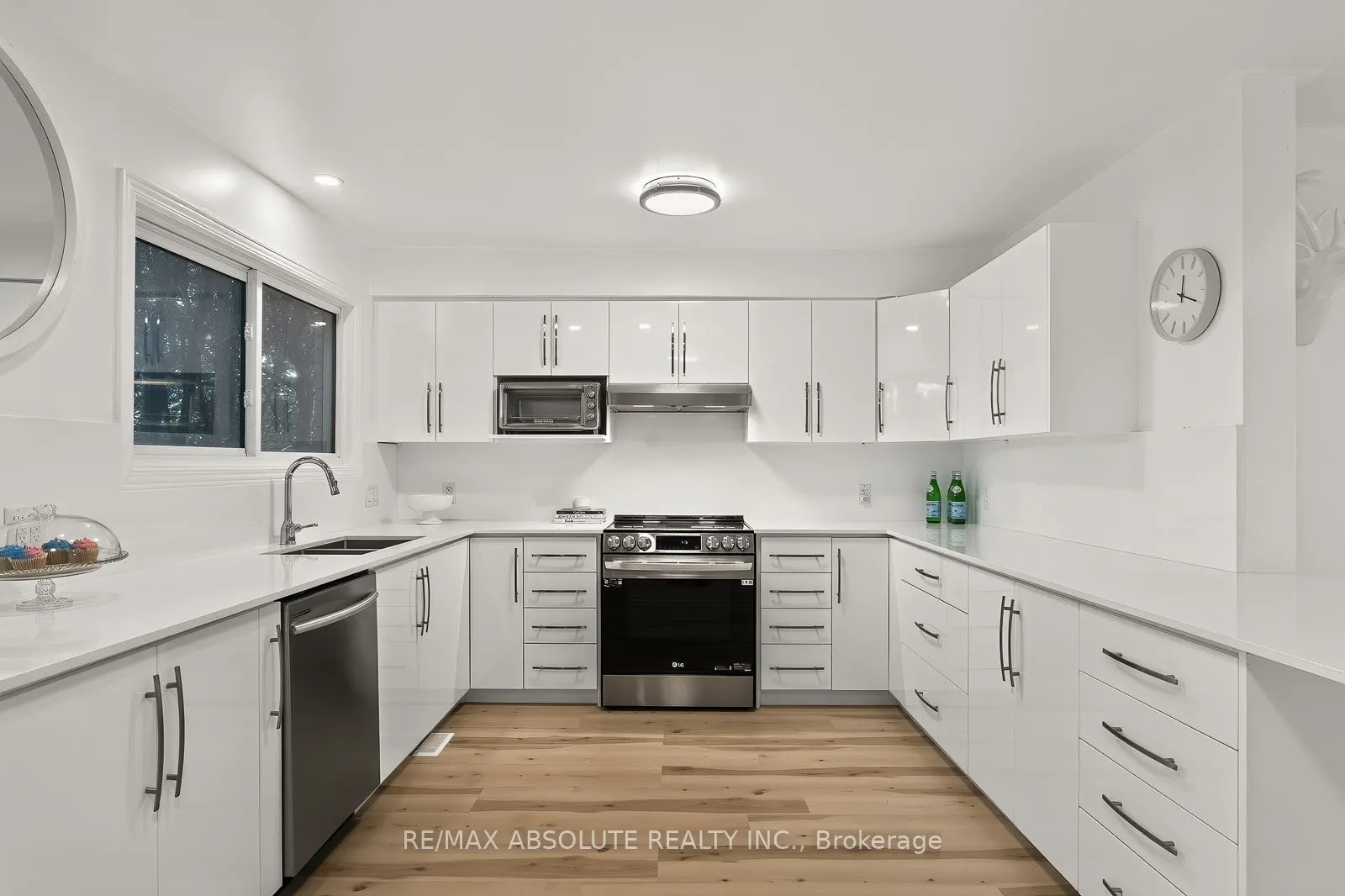 1444 Normandy Crescent